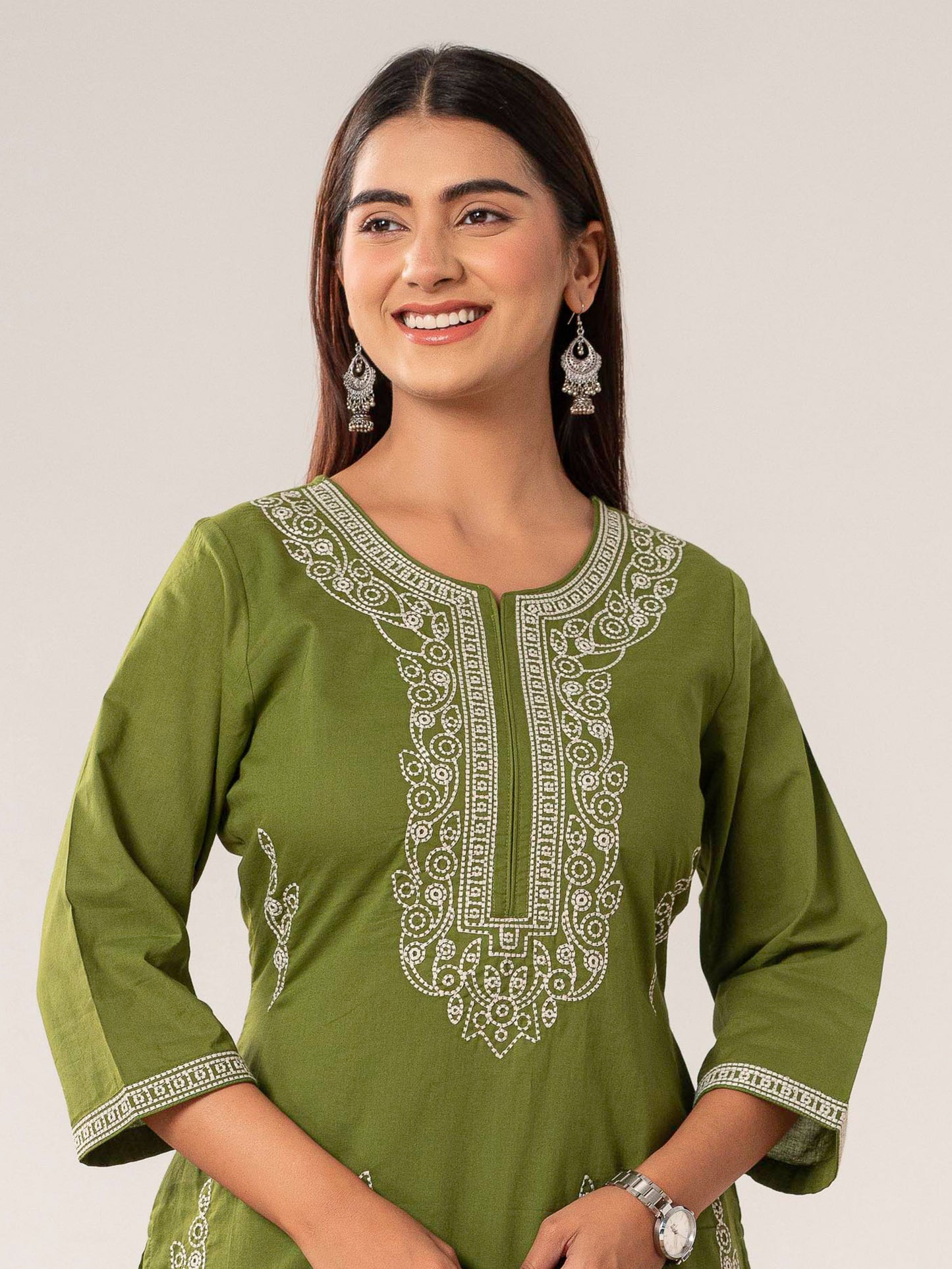 Embroidered Soft cotton Solid Straight Green Kurta