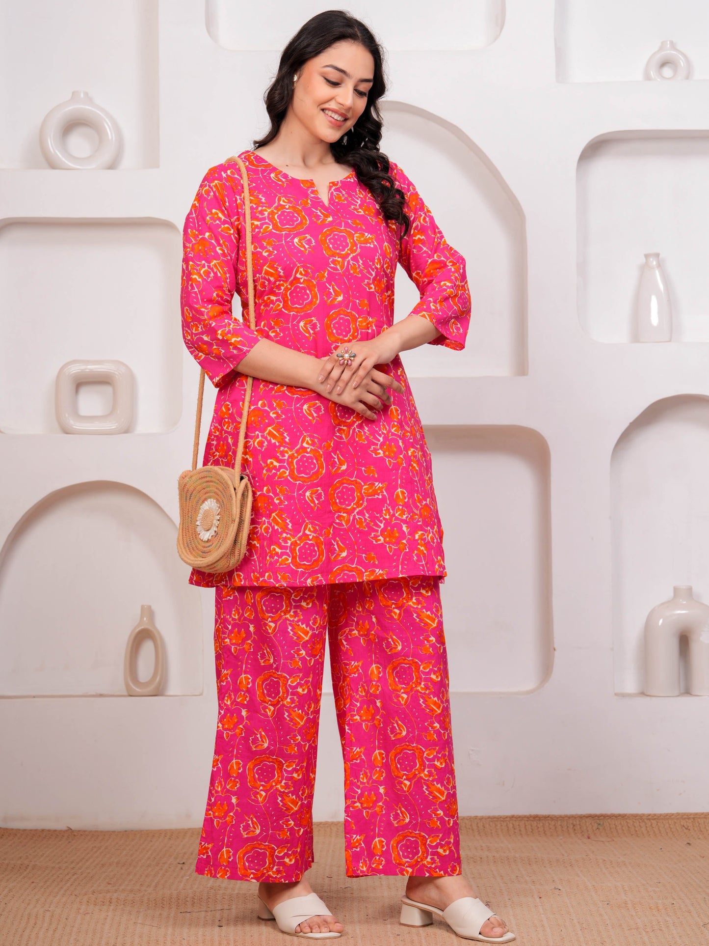 Soft Cotton Jaal Straight Magenta Kurta