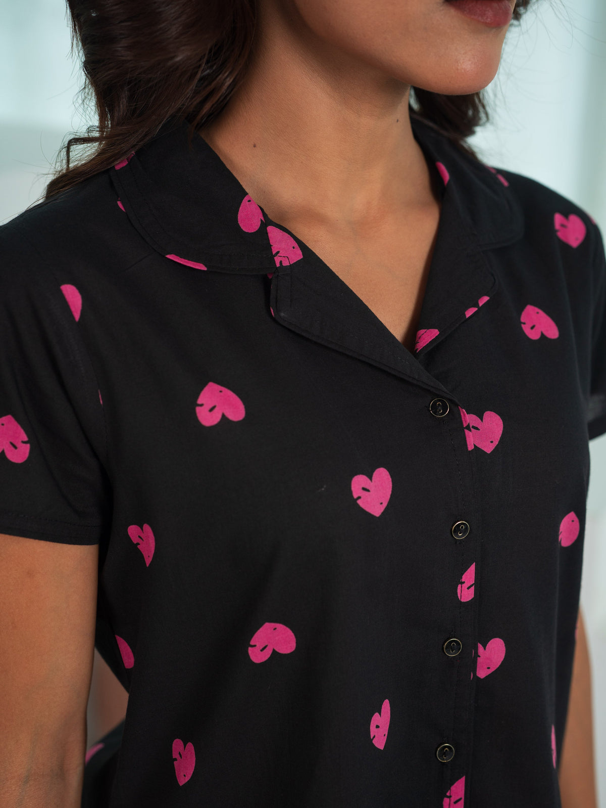 Soft Cotton Heart Straight Black Top