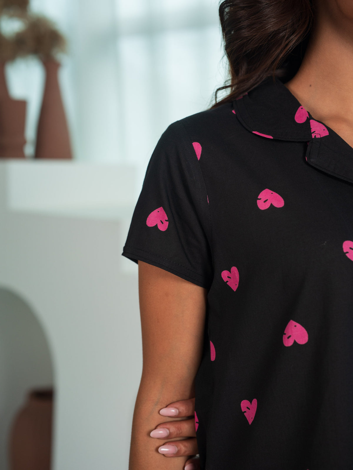 Soft Cotton Heart Straight Black Top