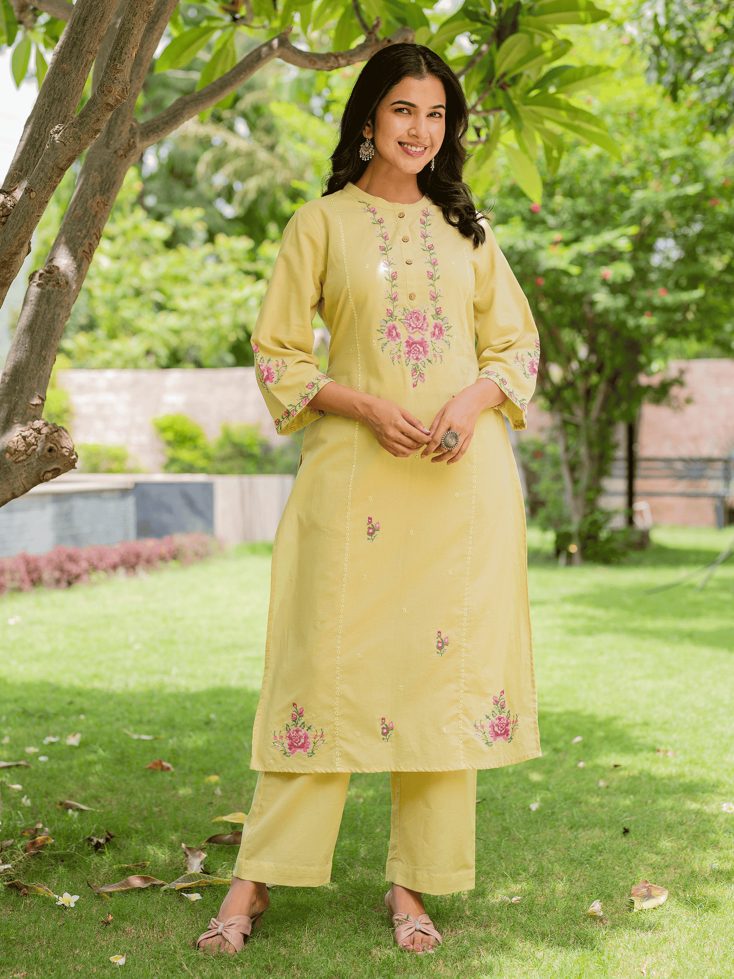 Embroidered Soft cotton Solid Straight Yellow Kurta