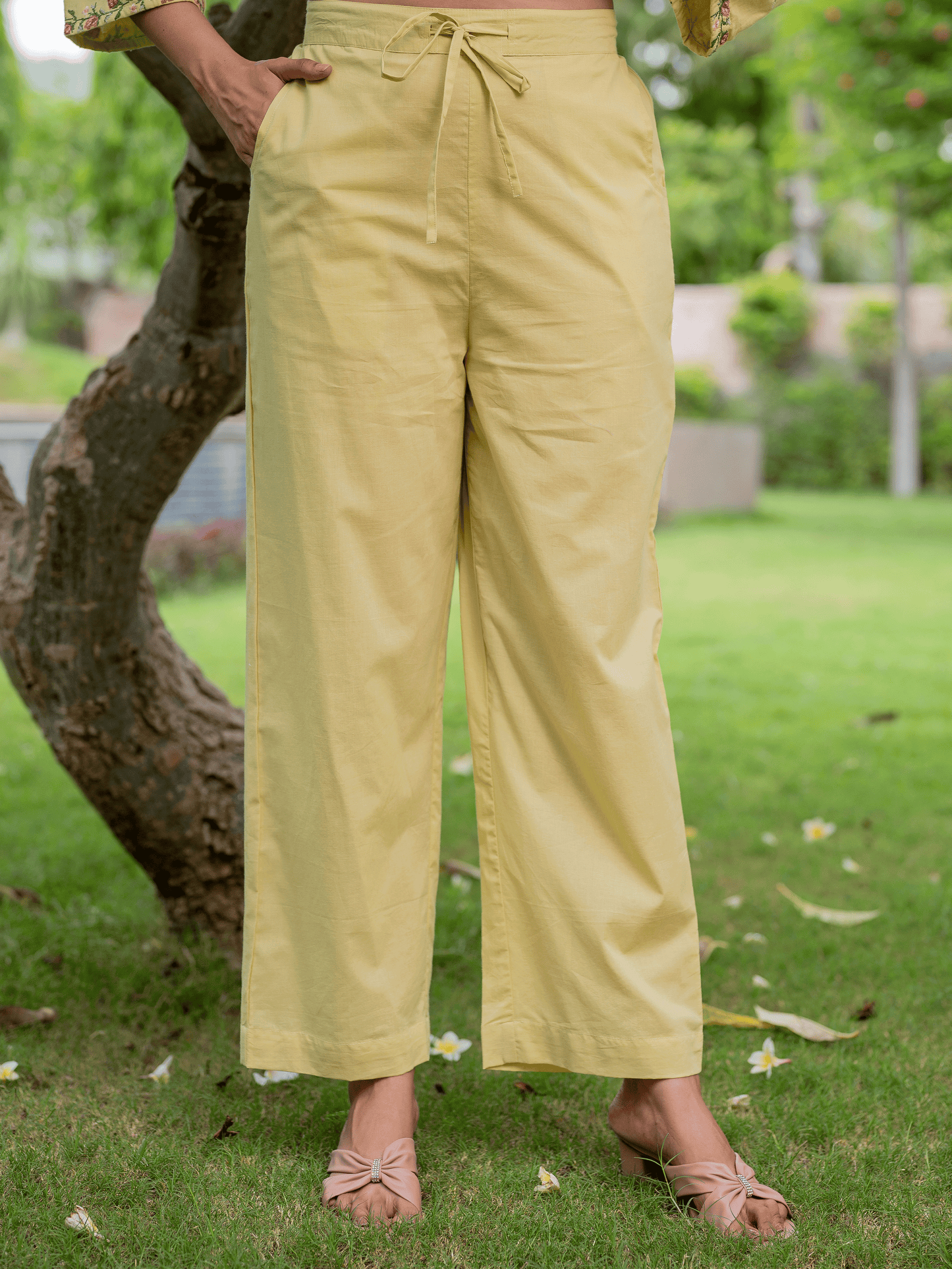 Embroidered Soft cotton Solid Straight Yellow Kurta