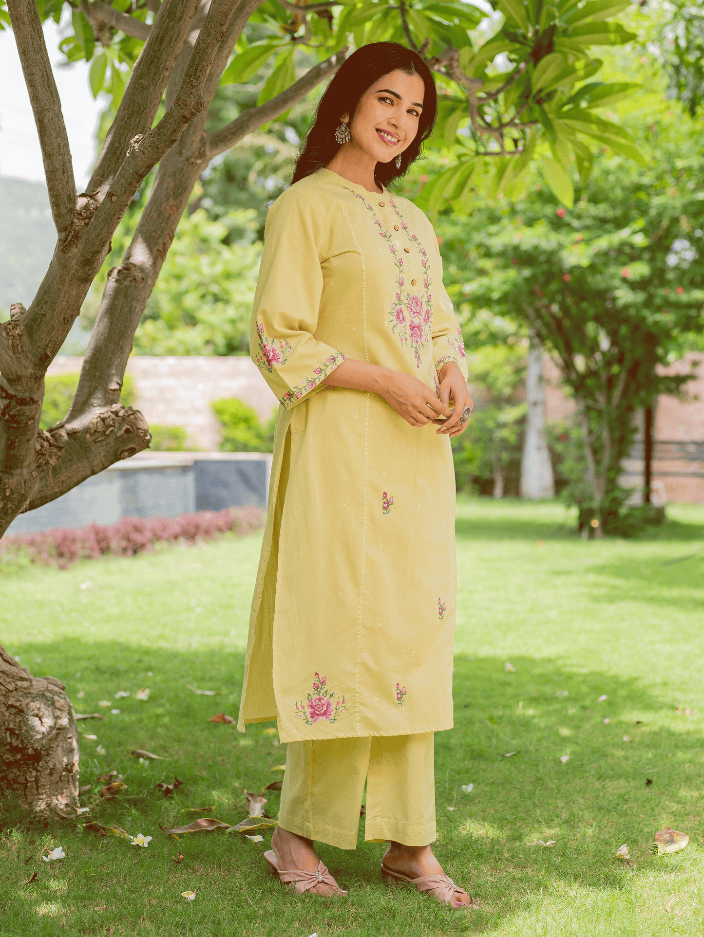 Embroidered Soft cotton Solid Straight Yellow Kurta