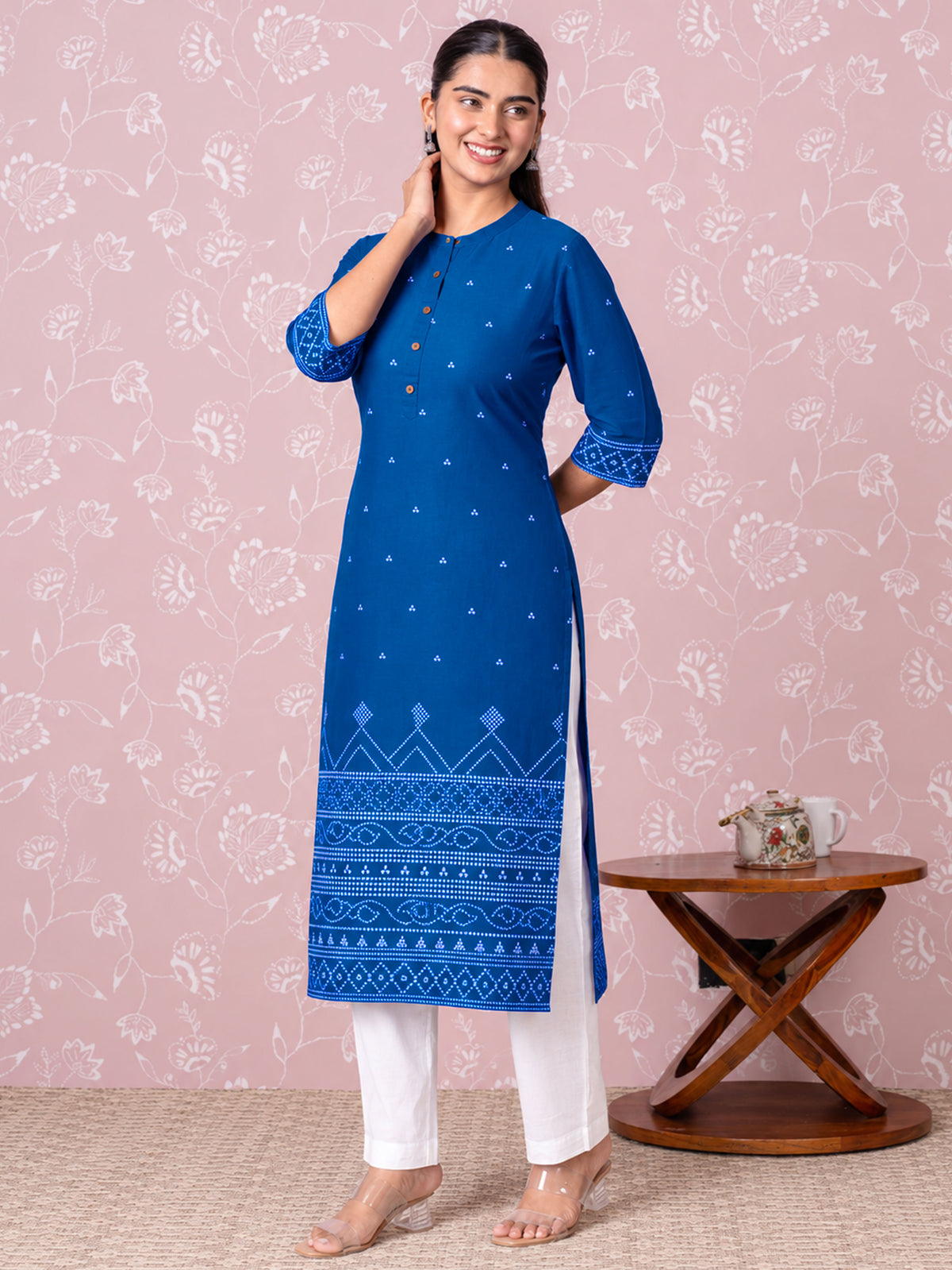 Soft Cotton Geometric Straight Blue Kurta