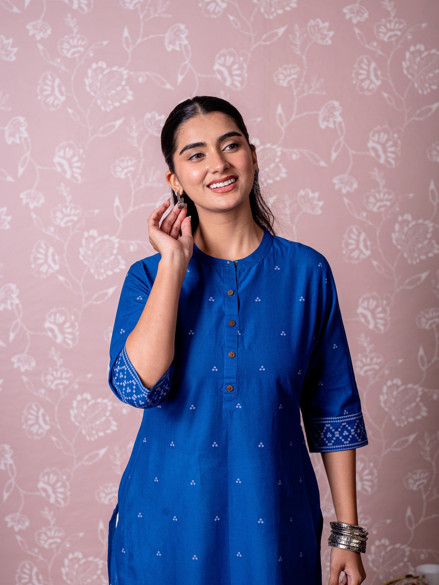 Soft cotton Geometric Straight Blue Kurta