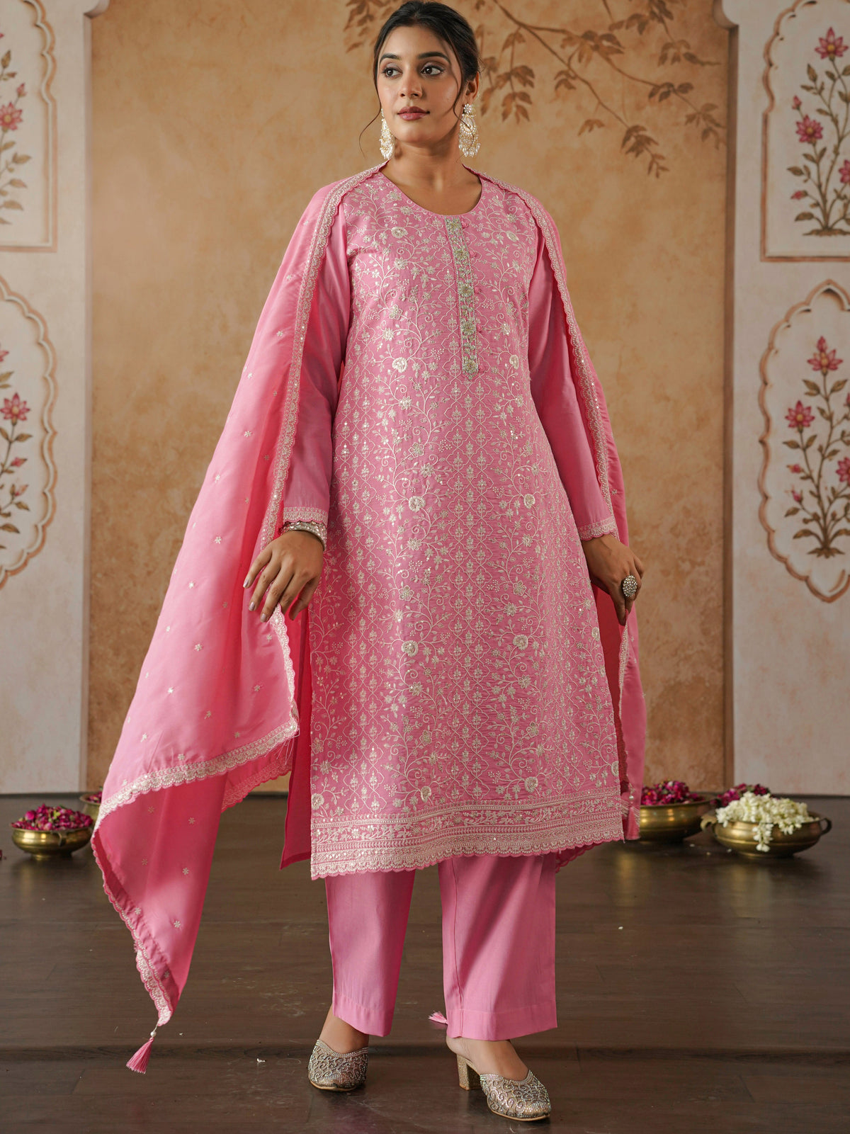 Embroidered blended silk solid pink dupatta