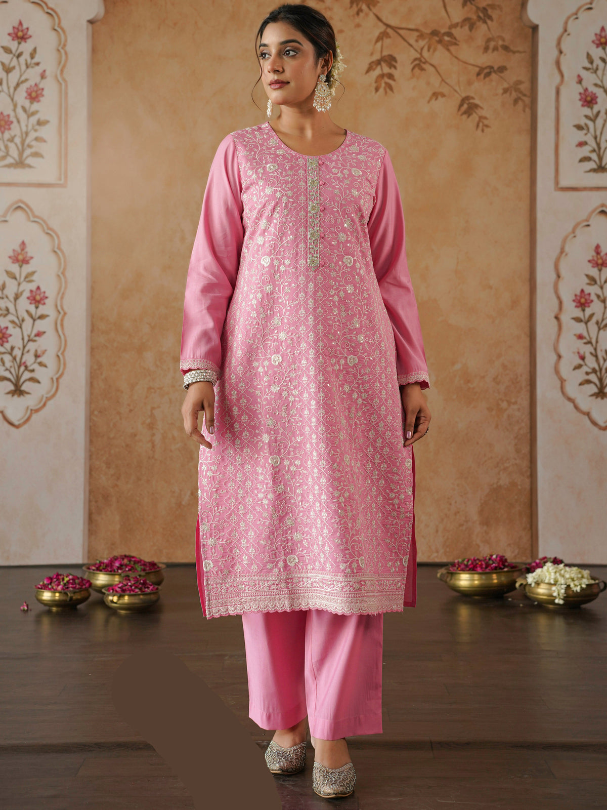 Embroidered chanderi solid straight pink kurta