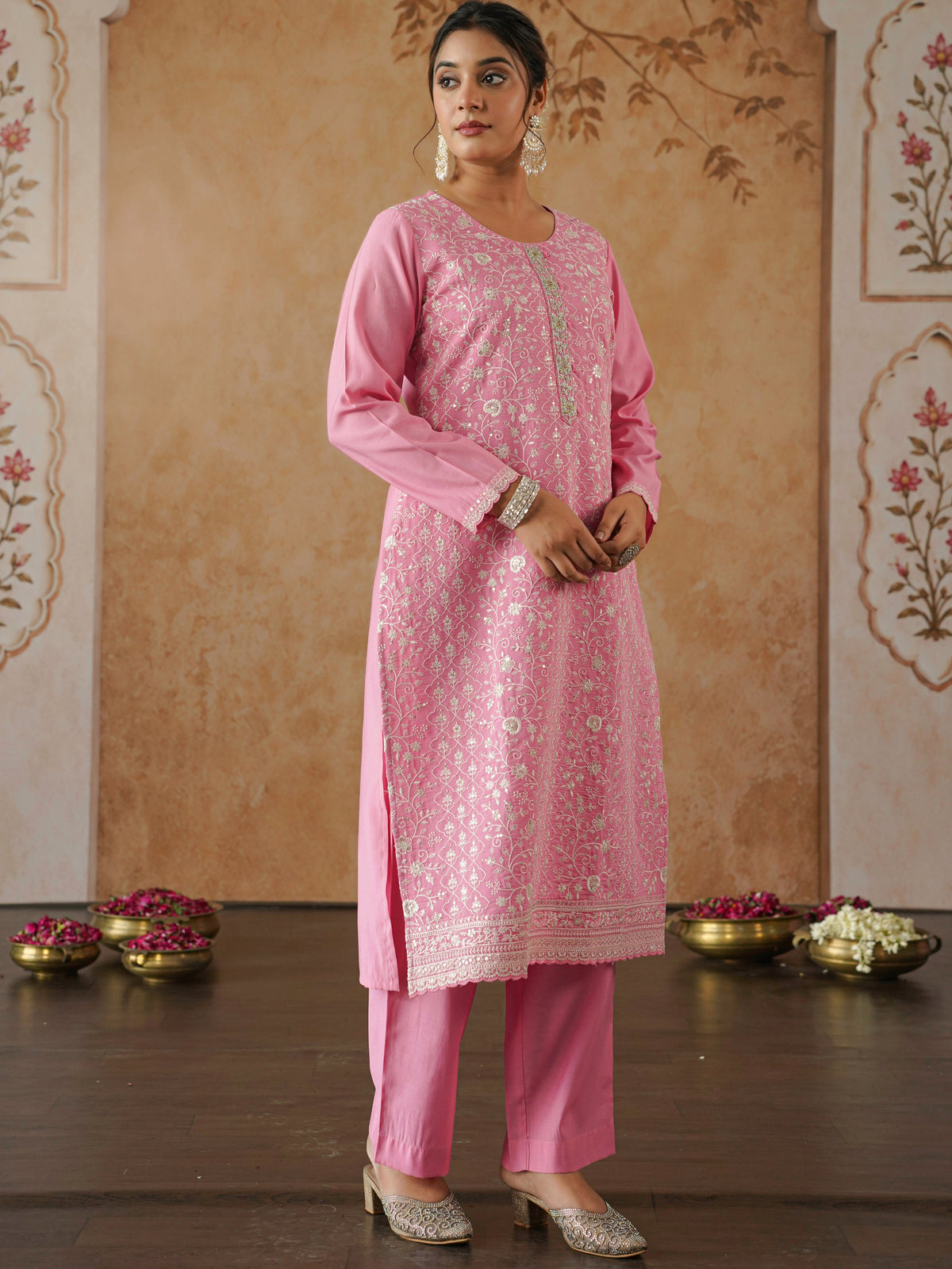 Embroidered chanderi solid straight pink kurta