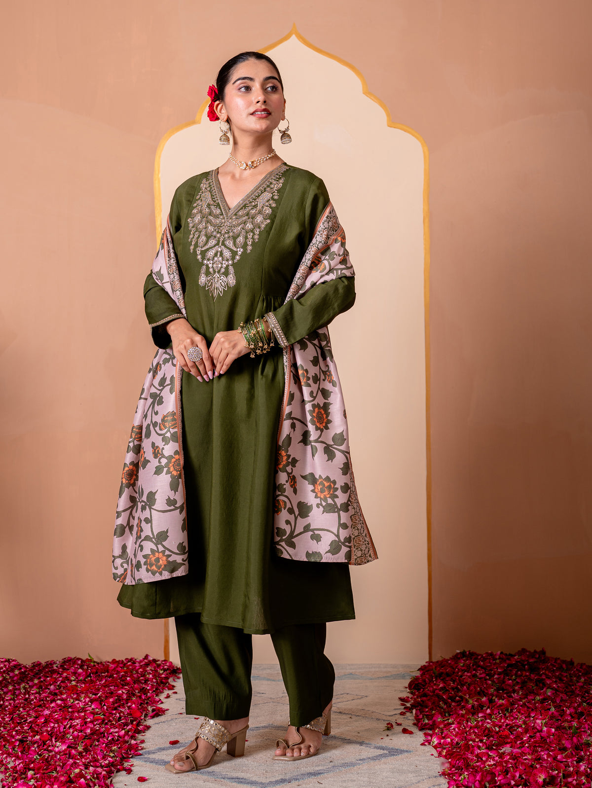 Blended Silk Floral Beige Dupatta