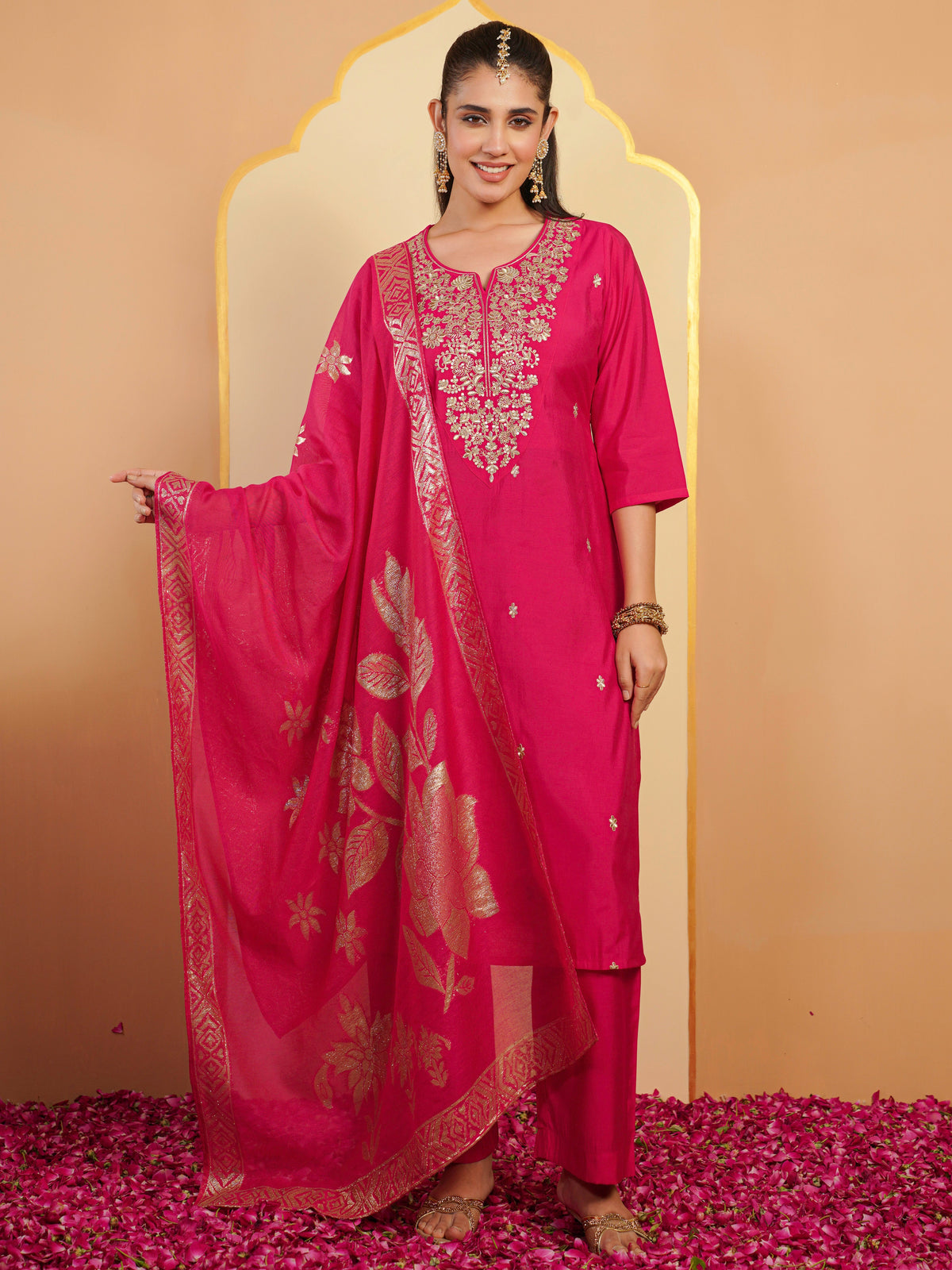 Embroidered chanderi solid straight pink kurta