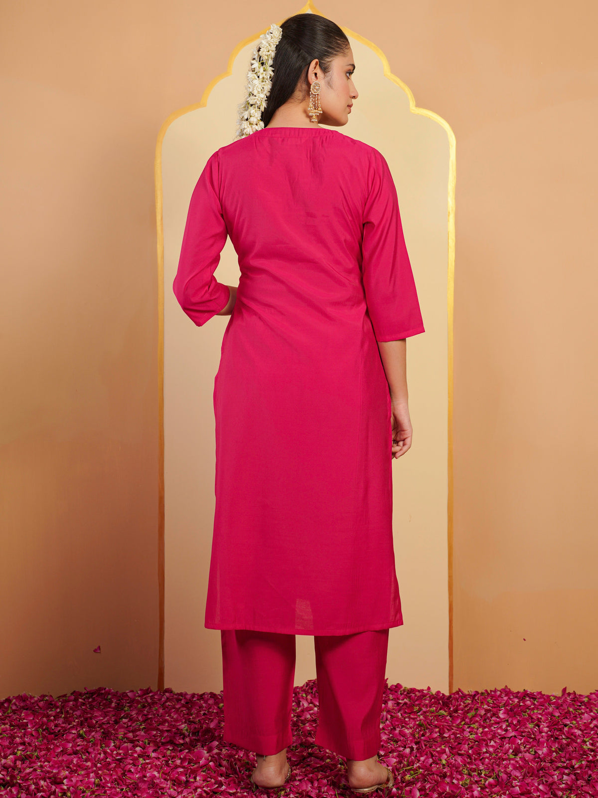 Embroidered chanderi solid straight pink kurta