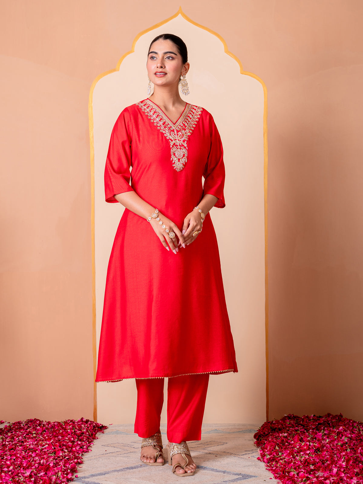 Embroidered Blended Silk Solid Straight Red Kurta