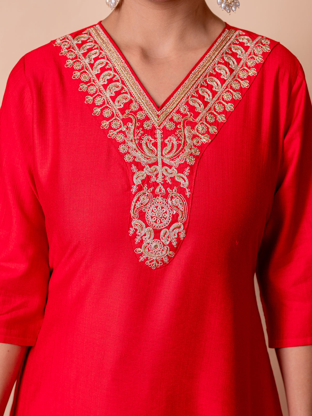 Embroidered Blended Silk Solid Straight Red Kurta