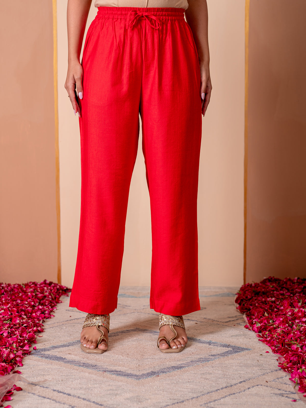 Embroidered Blended Silk Solid Straight Red Kurta