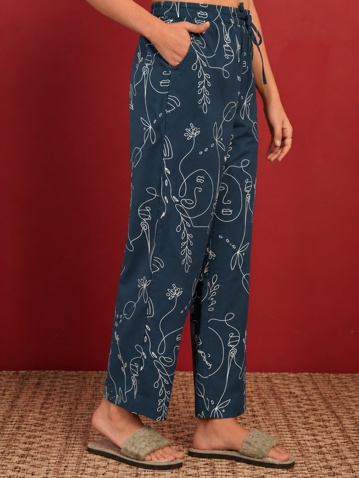 Soft cotton Abstract Straight Blue Top