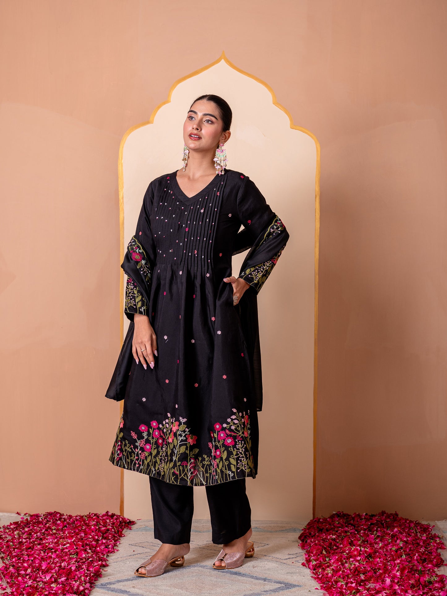 Embroidered Chanderi Solid Black Dupatta