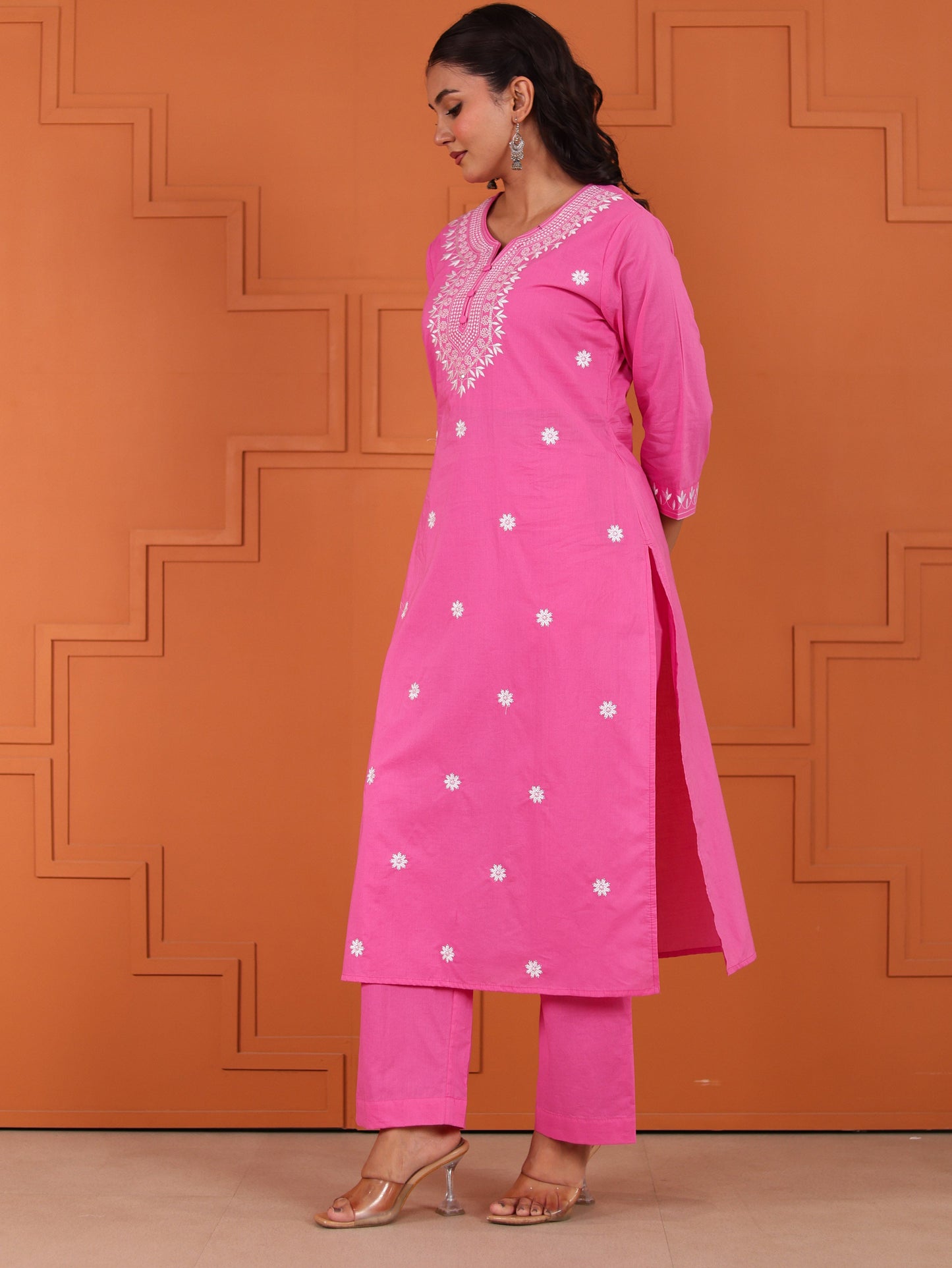 Embroidered Soft cotton Solid Straight Pink Kurta