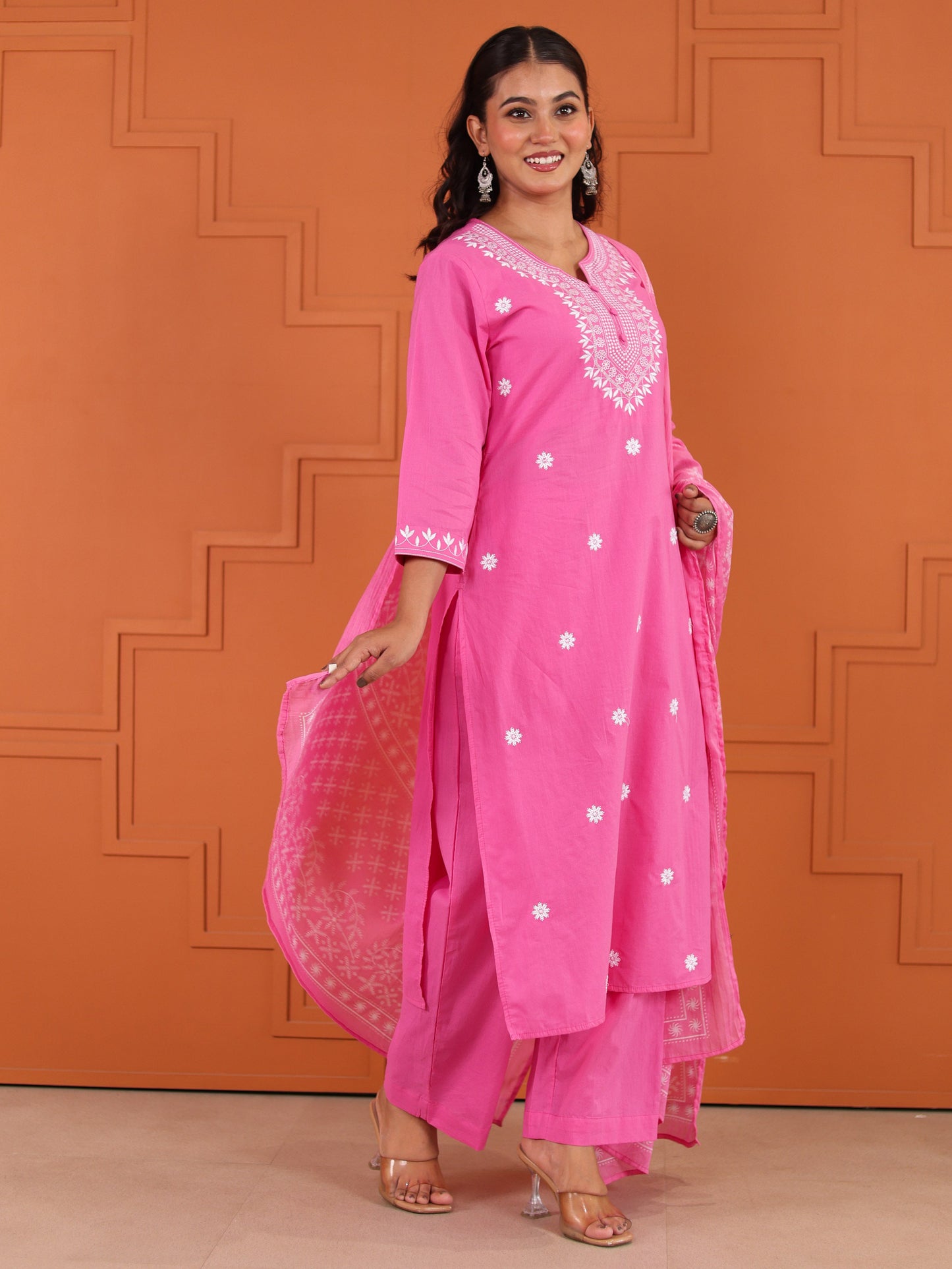 Embroidered Soft cotton Solid Straight Pink Kurta