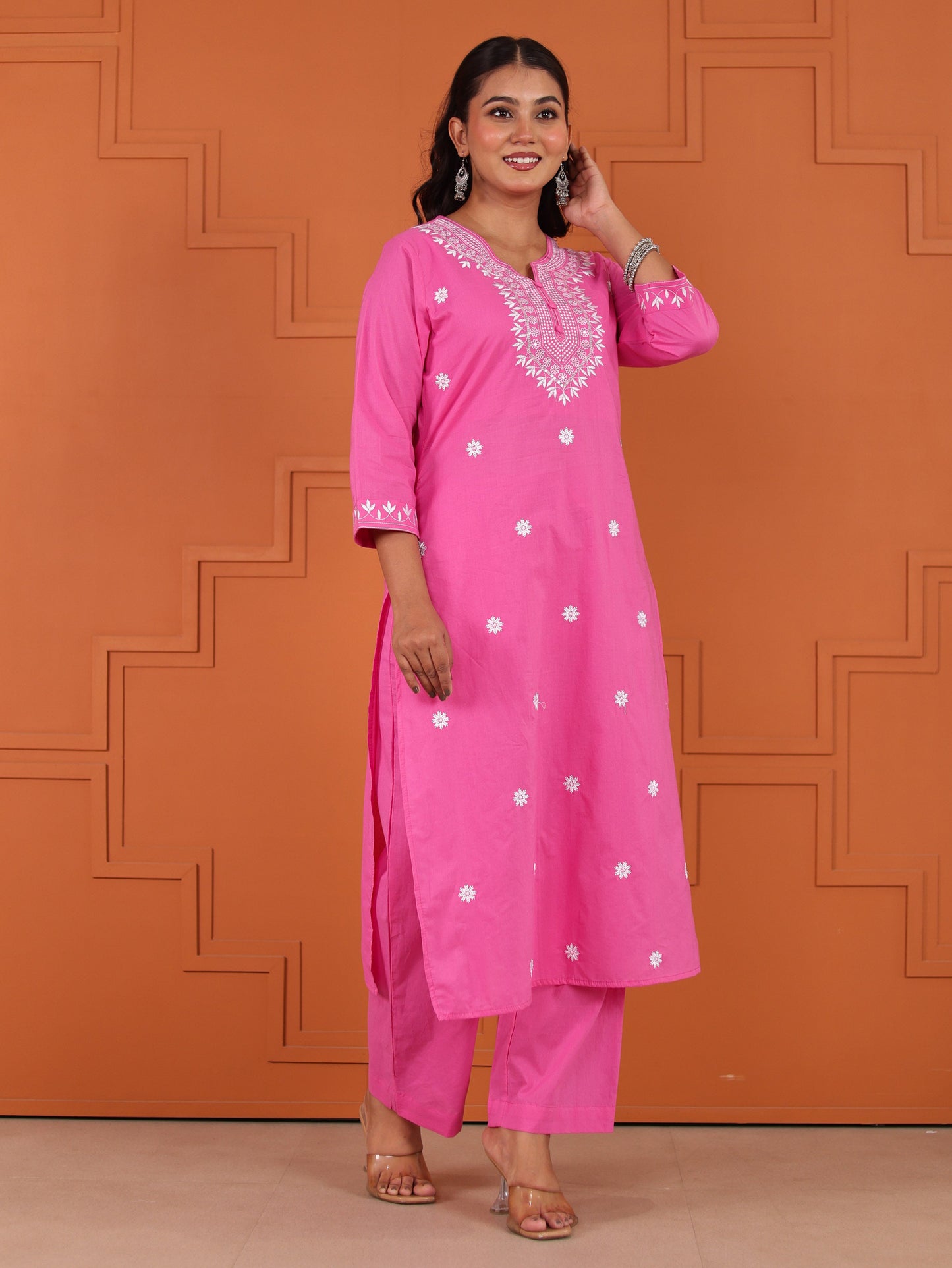 Embroidered Soft cotton Solid Straight Pink Kurta