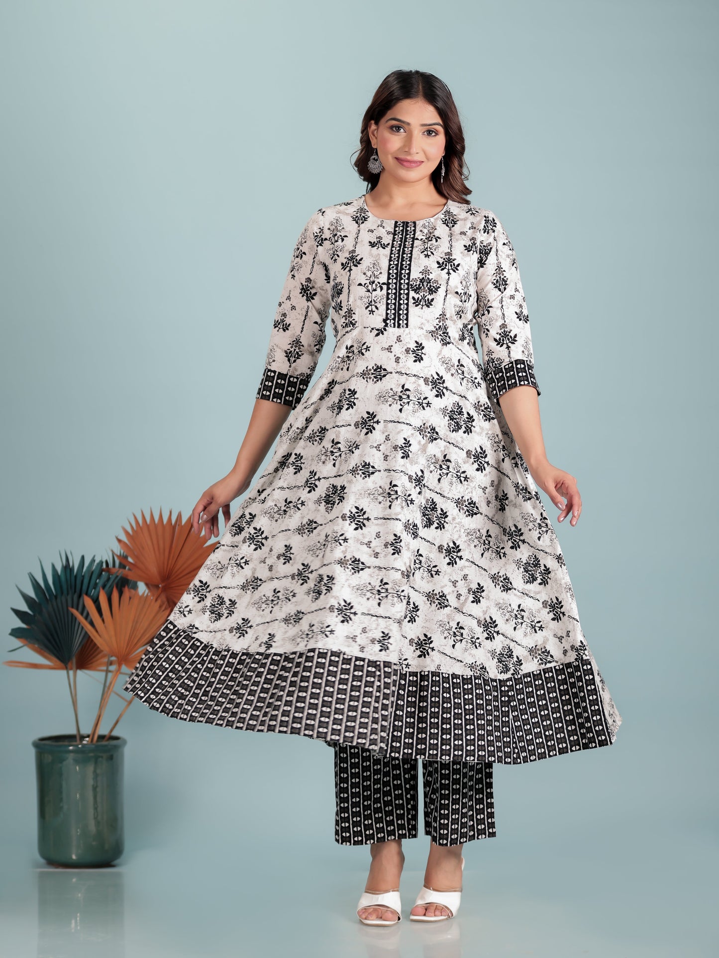 Soft Cotton Butti Anarkali White Kurta