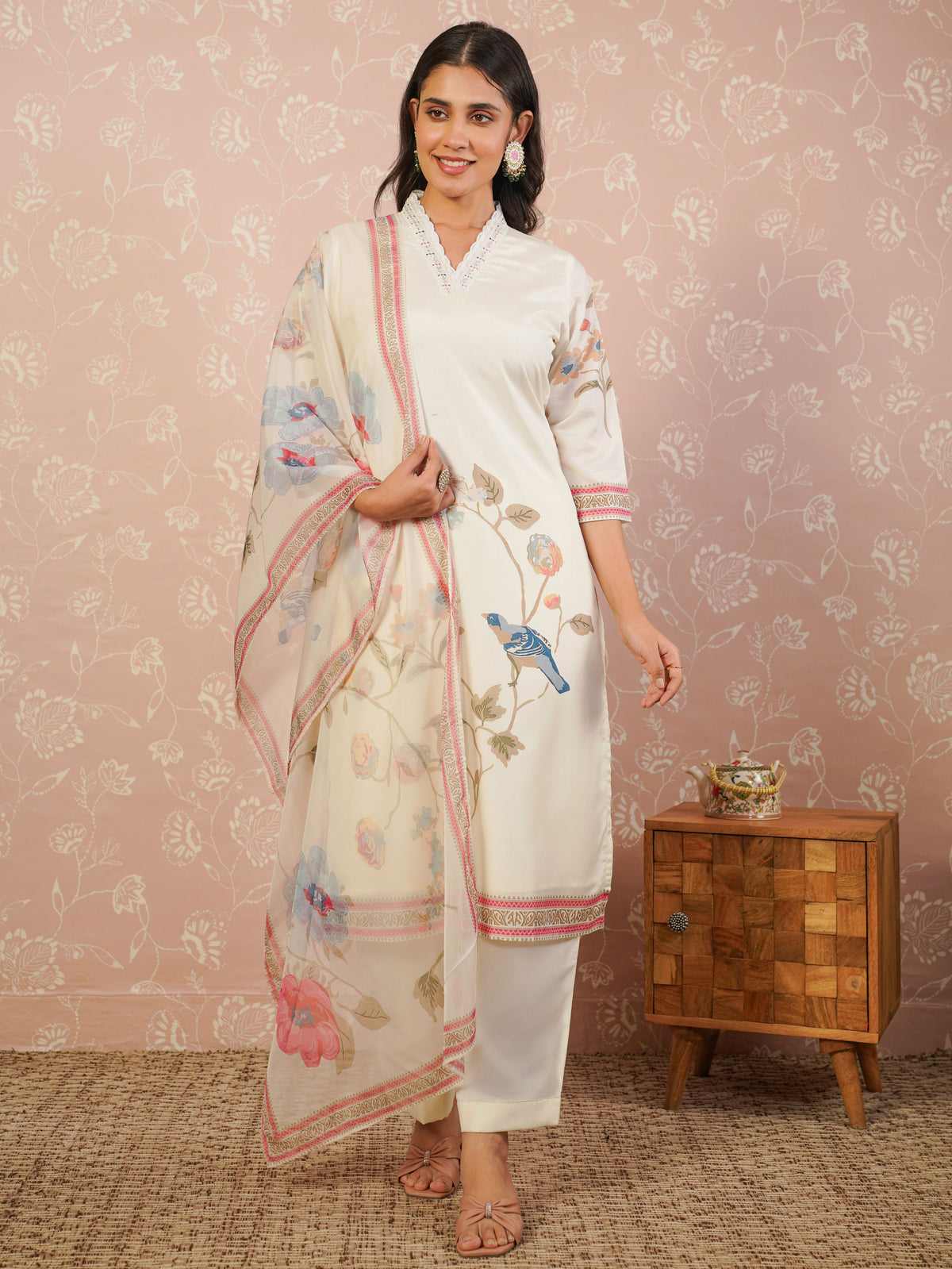 Embroidered Blended Silk Floral Straight Cream Kurta