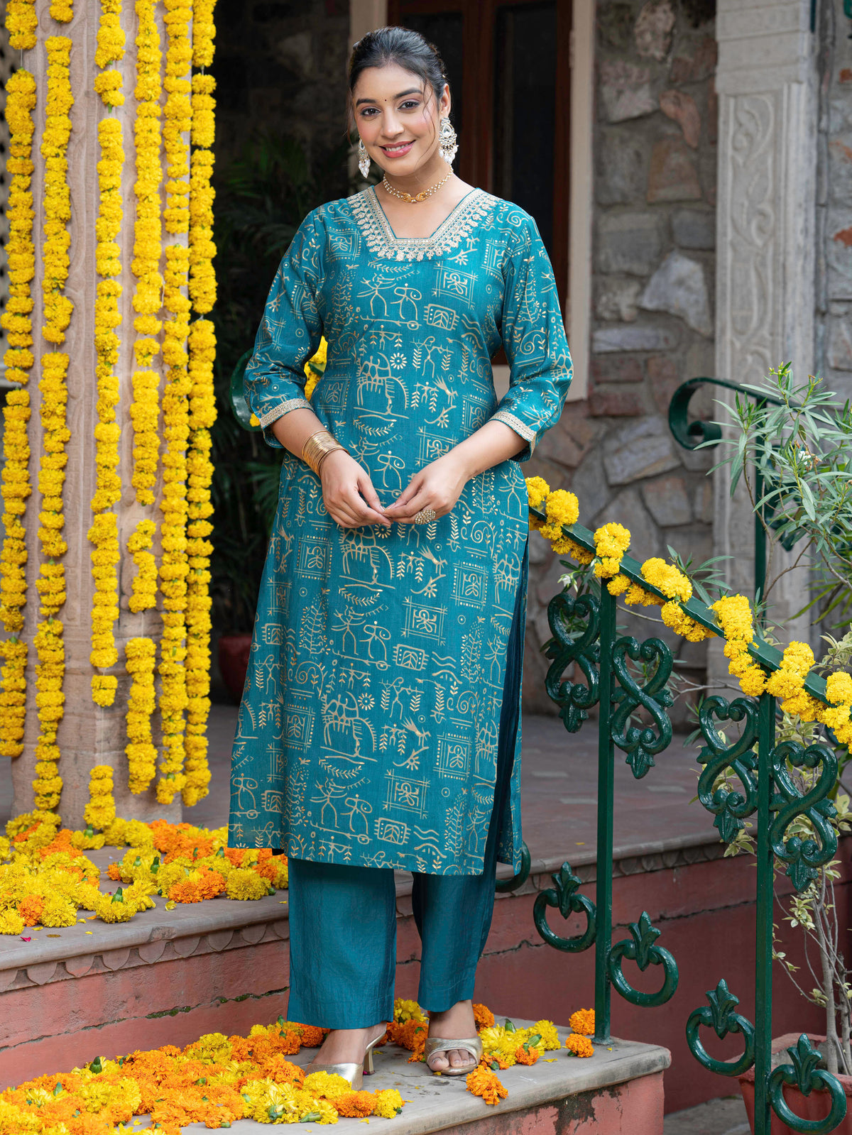 Embroidered Chanderi Abstract straight Teal Kurta