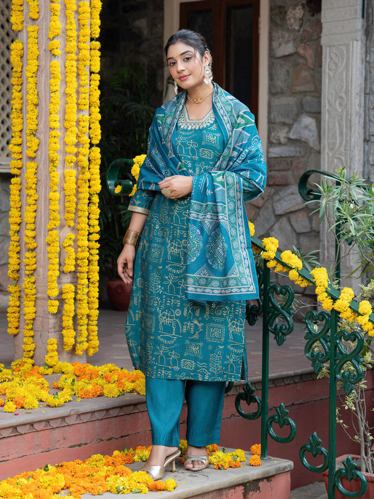 Embroidered Chanderi Abstract straight Teal Kurta