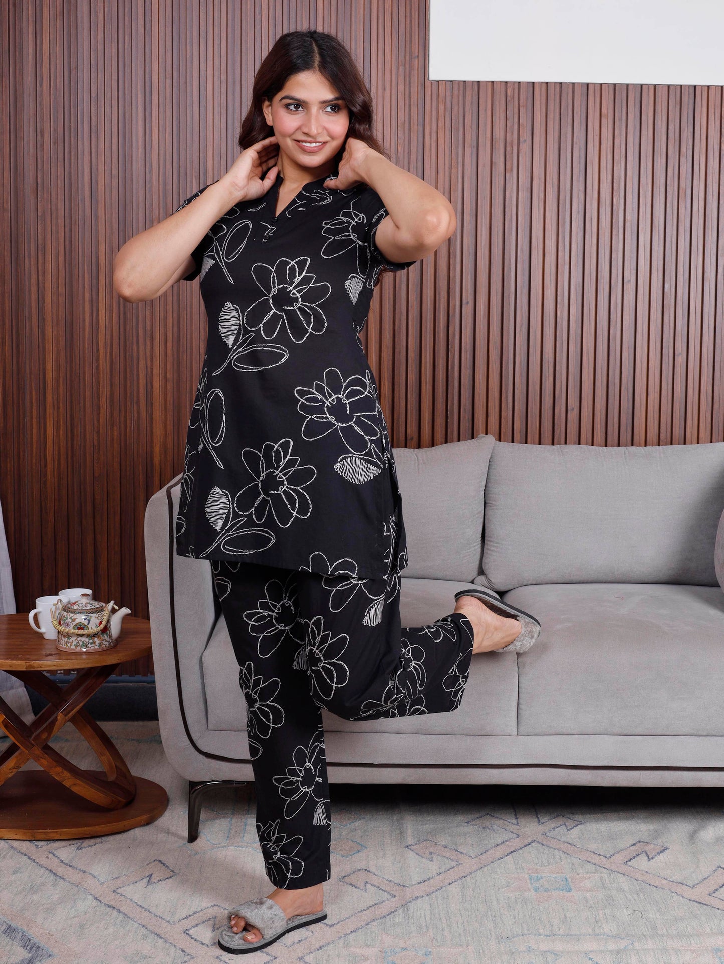 Soft cotton Floral Top Black Top