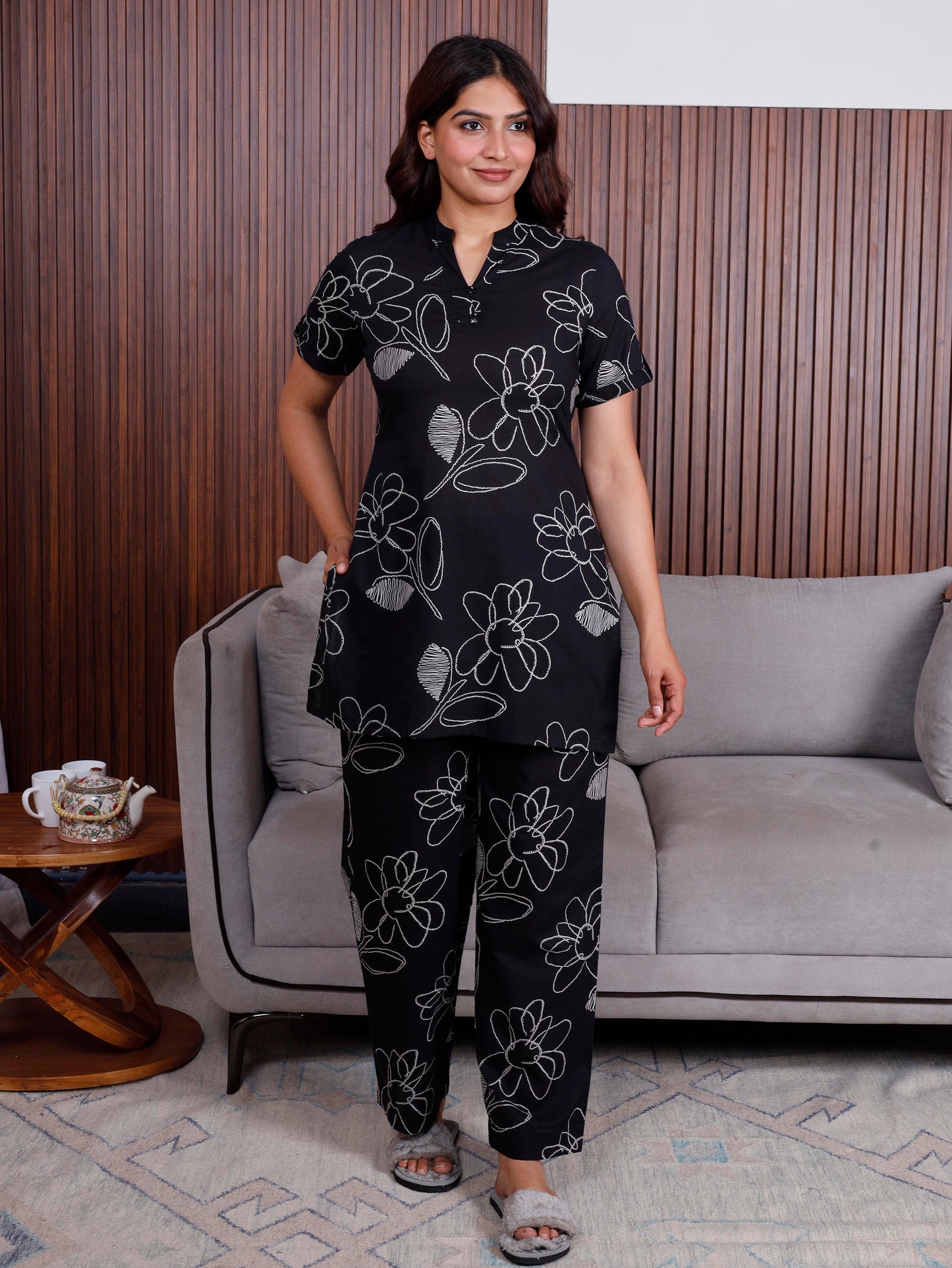 Soft cotton Floral Top Black Top