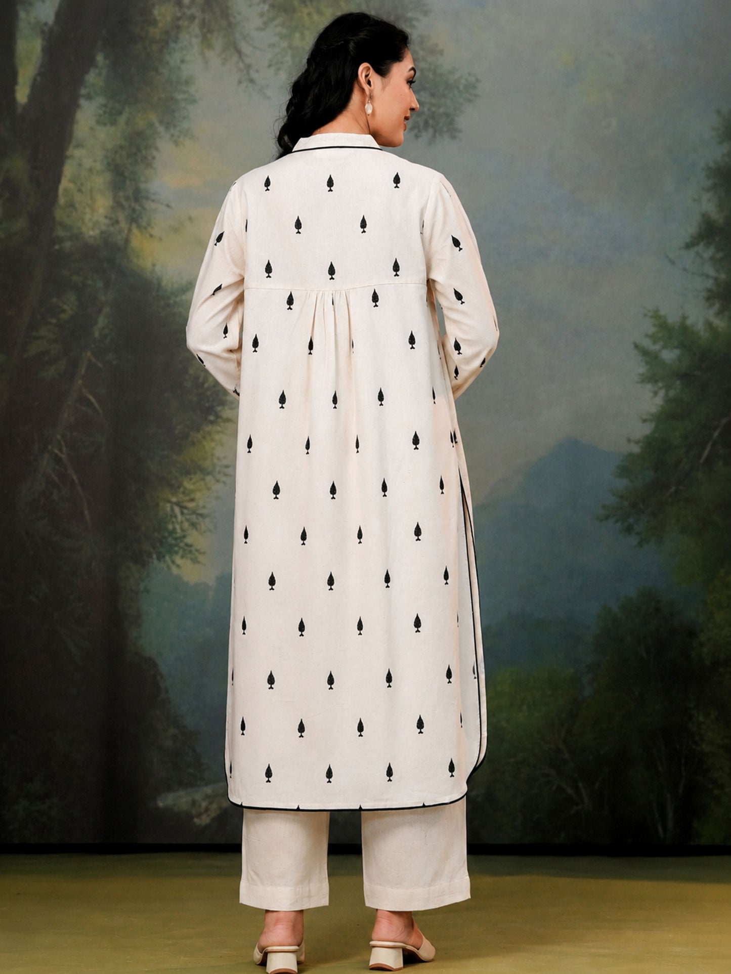 Embroidered Linen cotton Solid Straight Off White Kurta