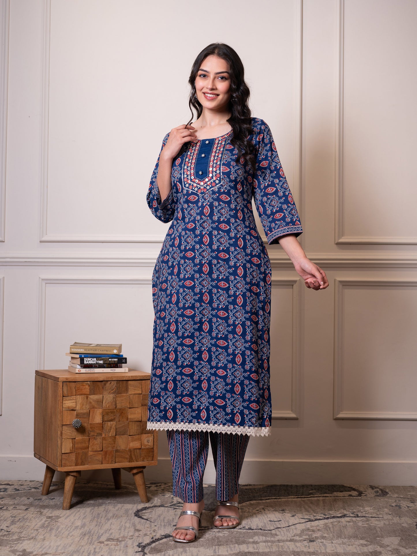 Embroidered Soft cotton Floral Straight Blue Kurta