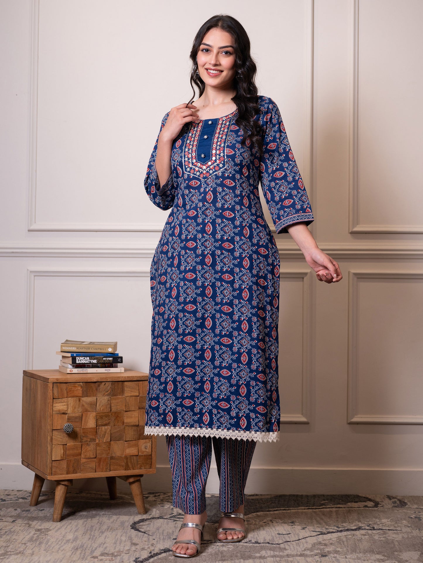 Embroidered Soft cotton Floral Straight Blue Kurta