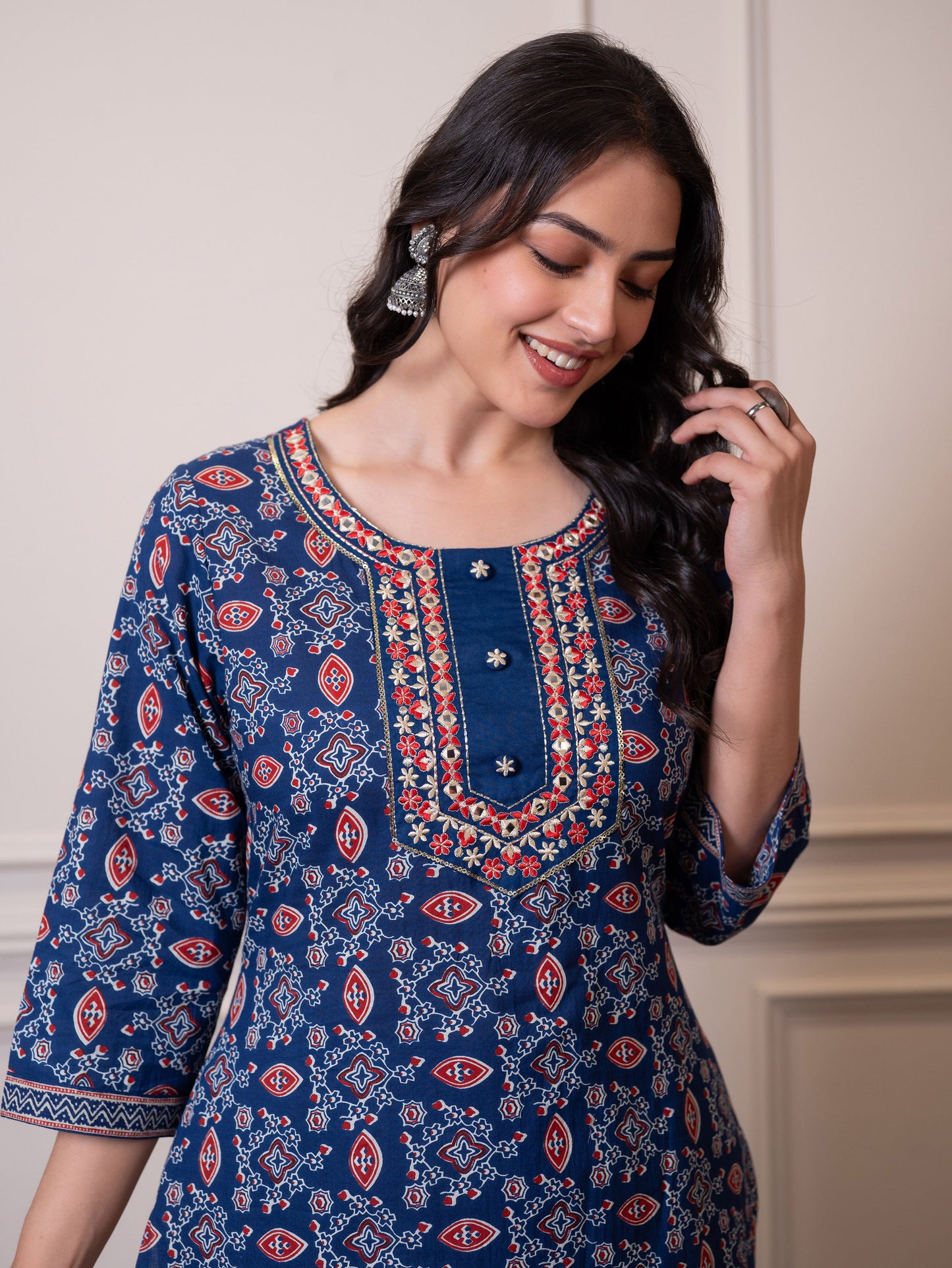 Embroidered Soft cotton Floral Straight Blue Kurta