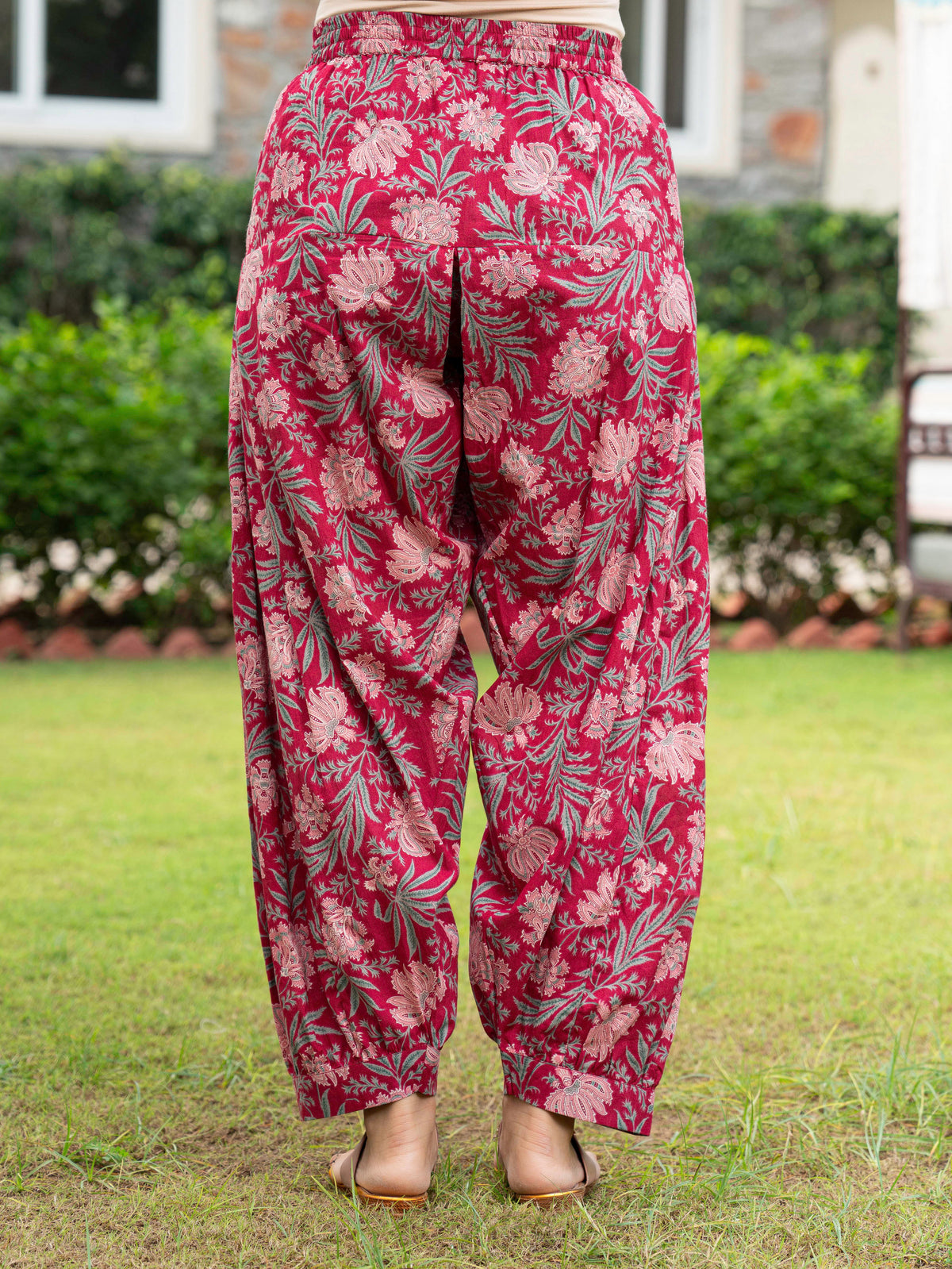 Soft Cotton Butti Straight Pink Kurta