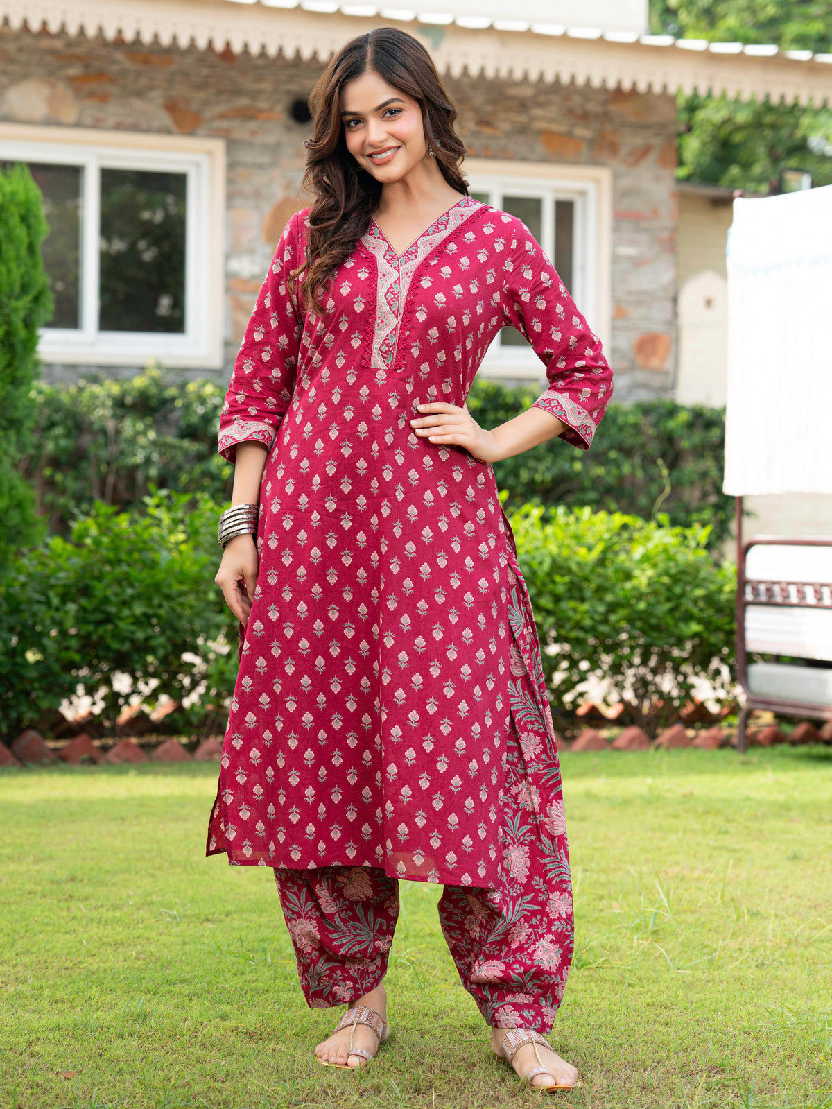 Soft Cotton Butti Straight Pink Kurta