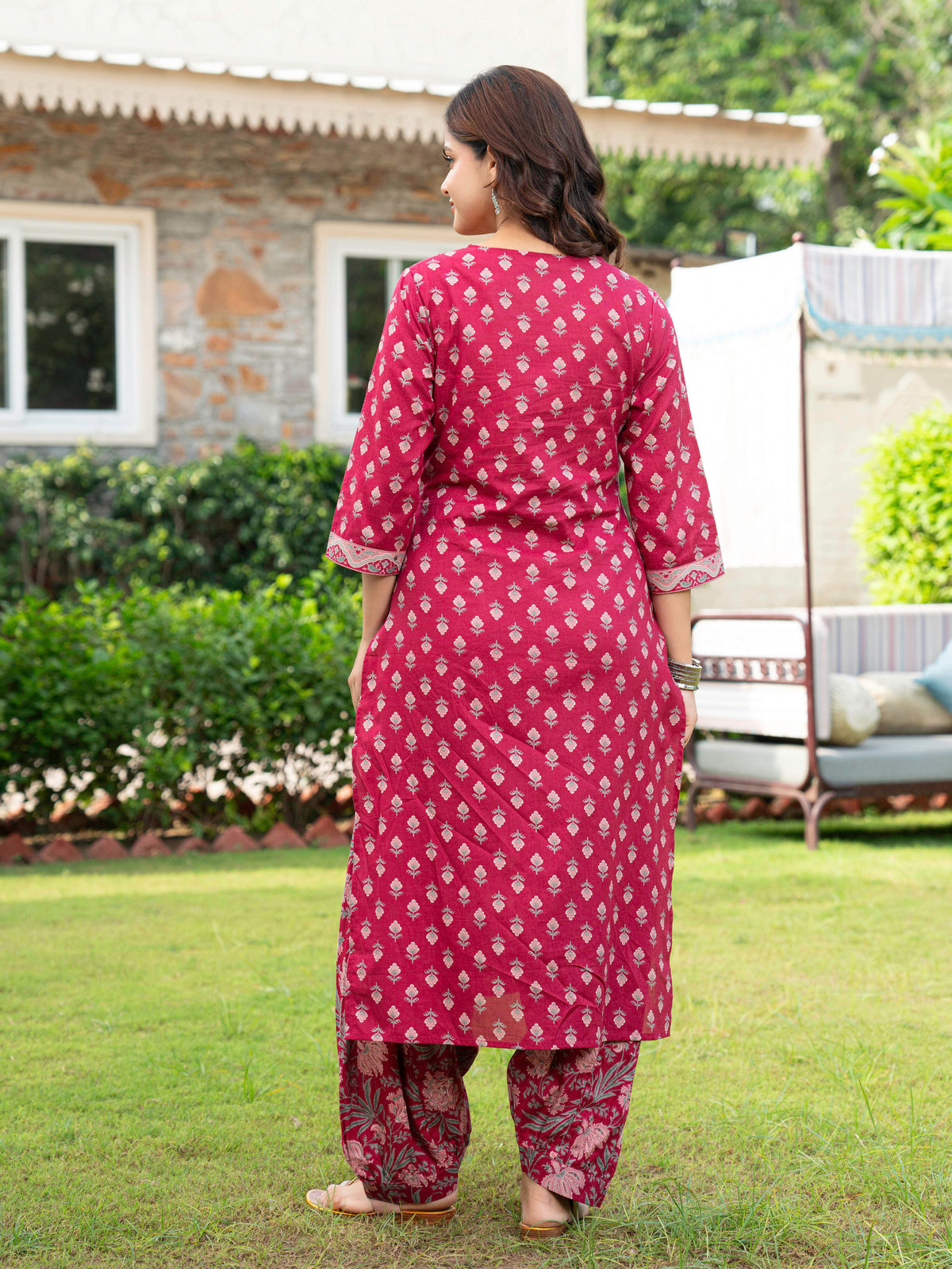 Soft Cotton Butti Straight Pink Kurta