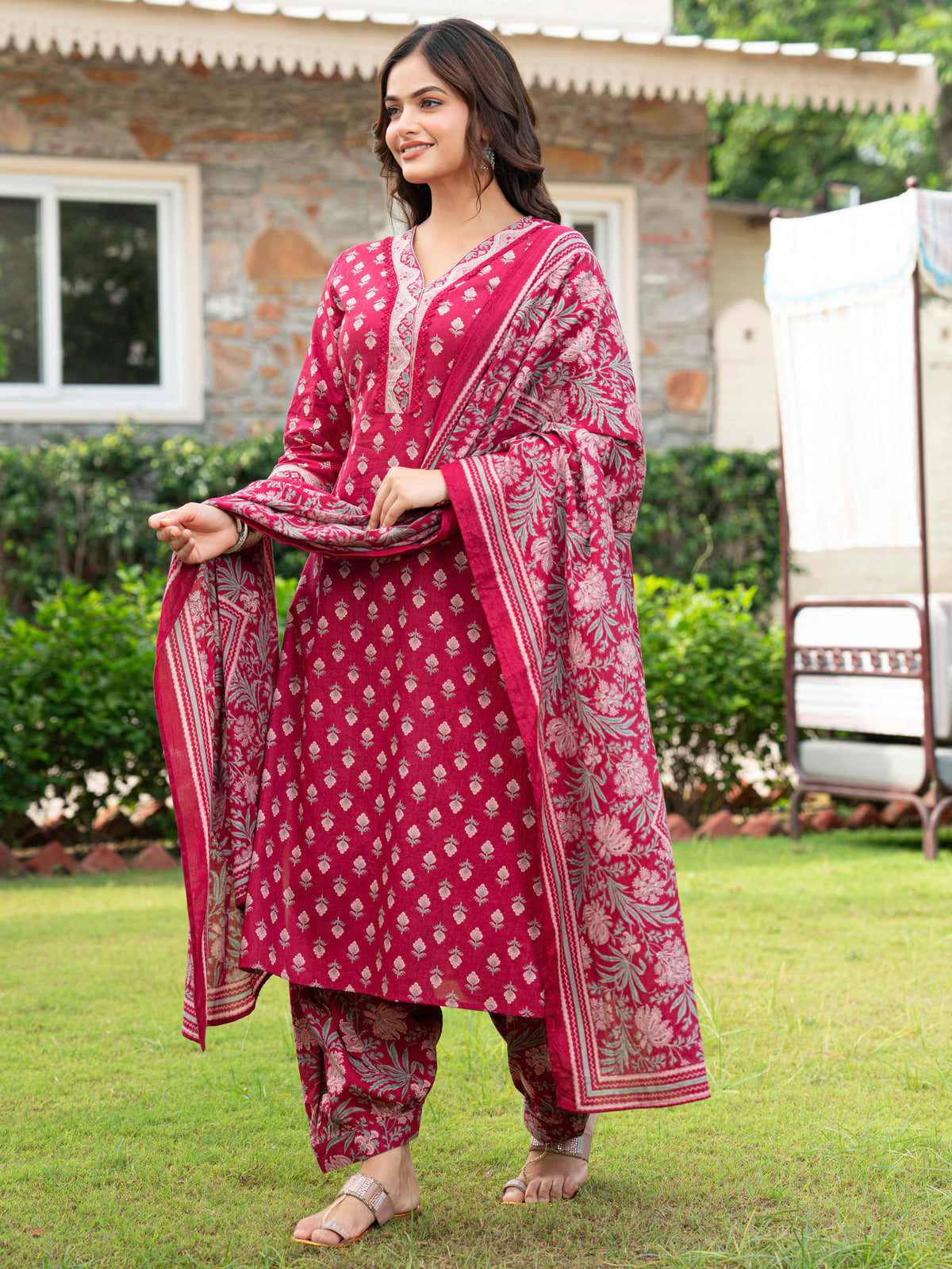 Soft Cotton Butti Straight Pink Kurta