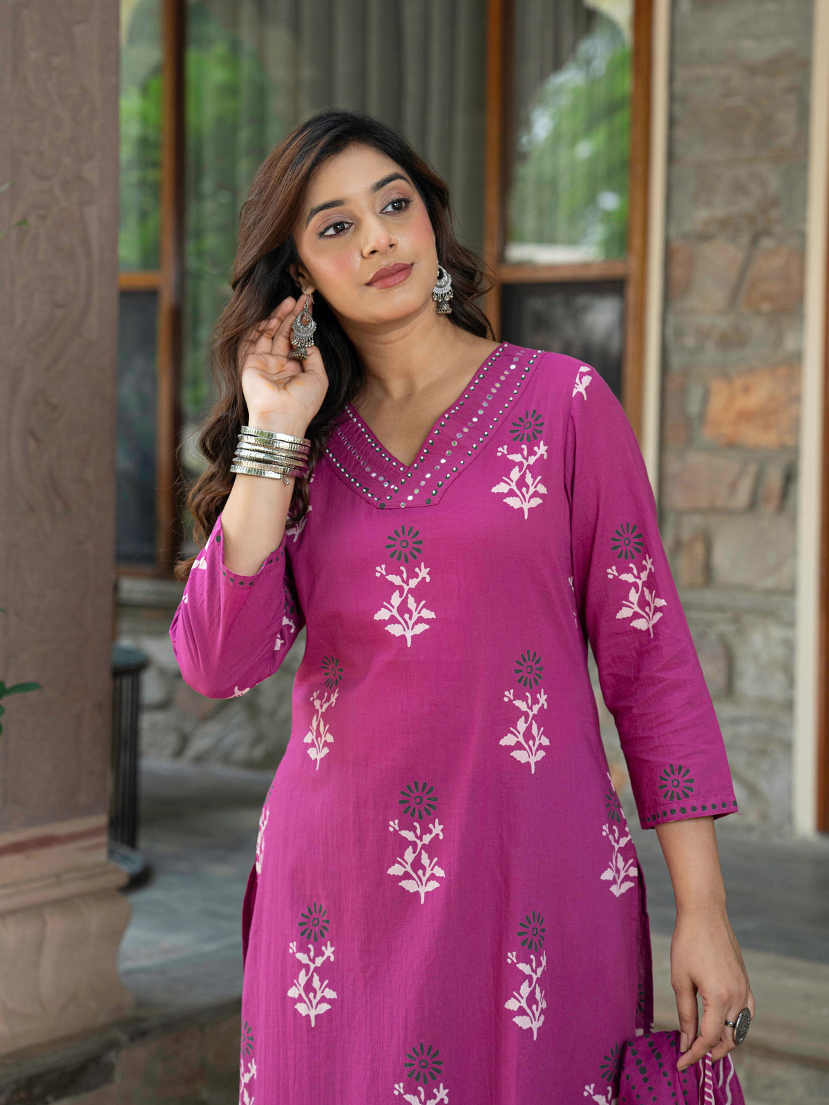 Embroidered Soft cotton Floral straight Pink Kurta