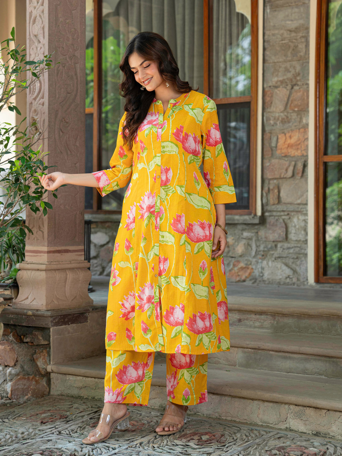 Soft cotton Floral Straight Yellow Kurta
