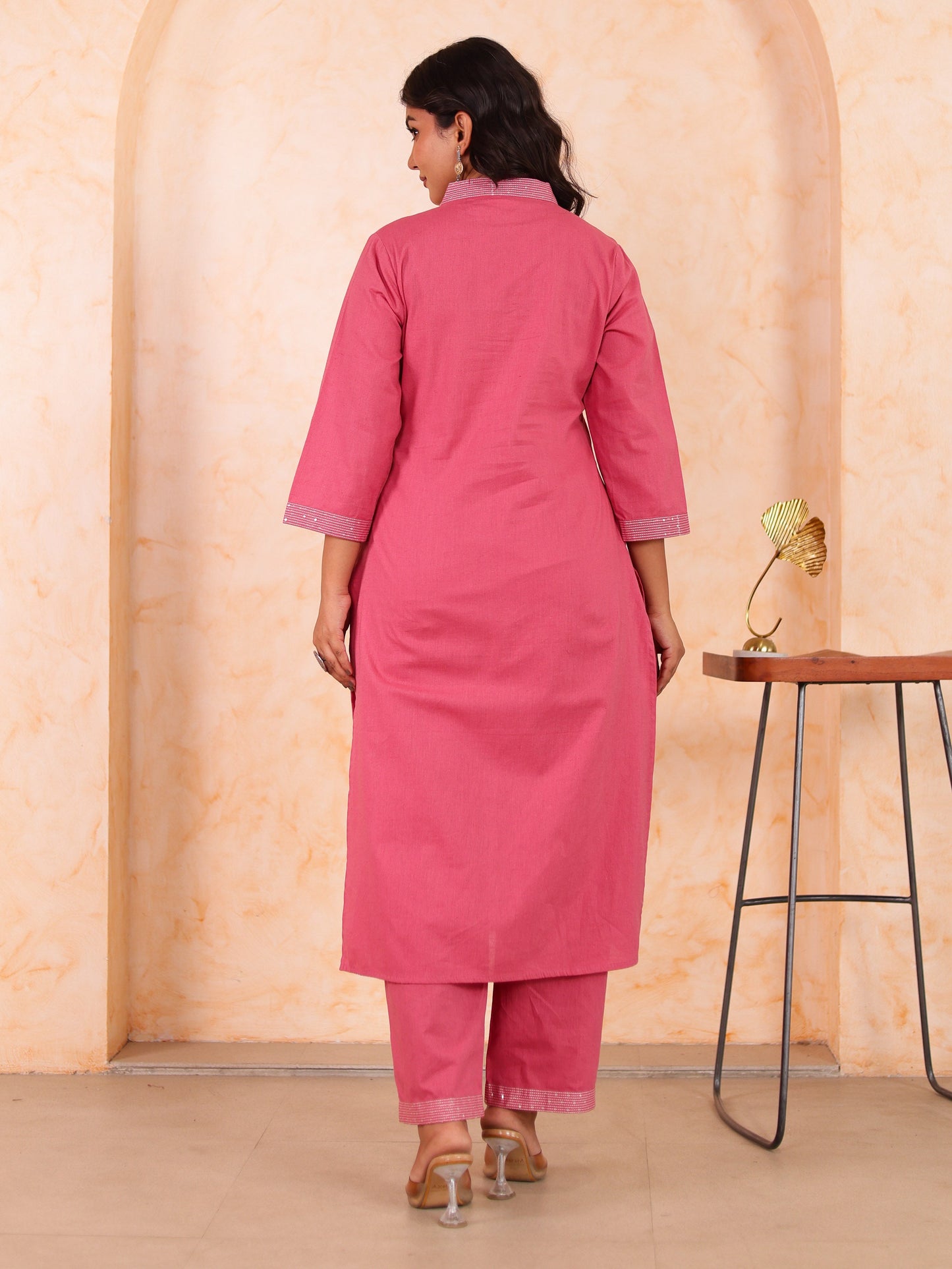 Embroidered Linen cotton Solid Straight Pink Kurta