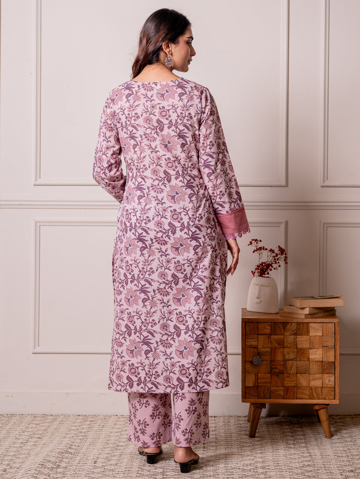 Soft Cotton Jaal Straight Lavender Kurta