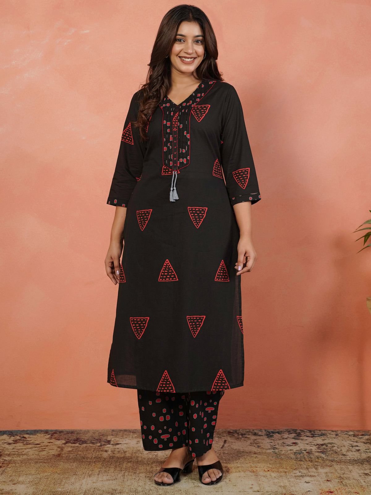 Soft Cotton Geometric Straight Black Kurta