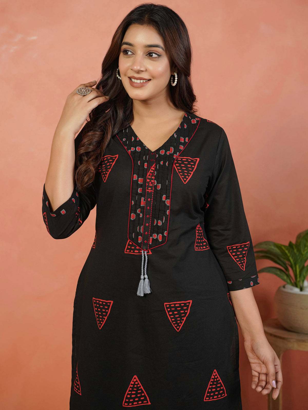 Soft Cotton Geometric Straight Black Kurta