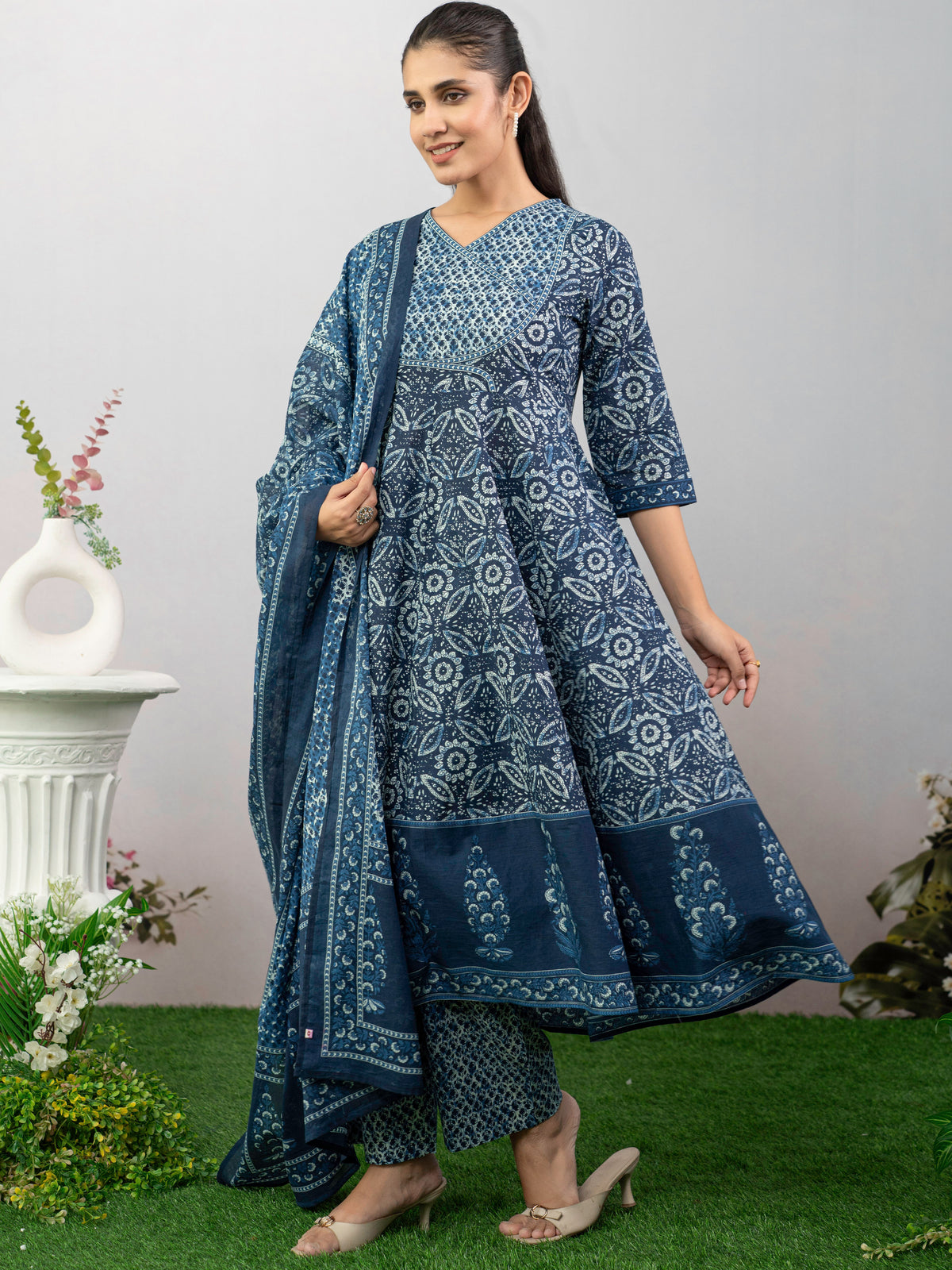 Cotton Voile Floral Indigo Blue Dupatta