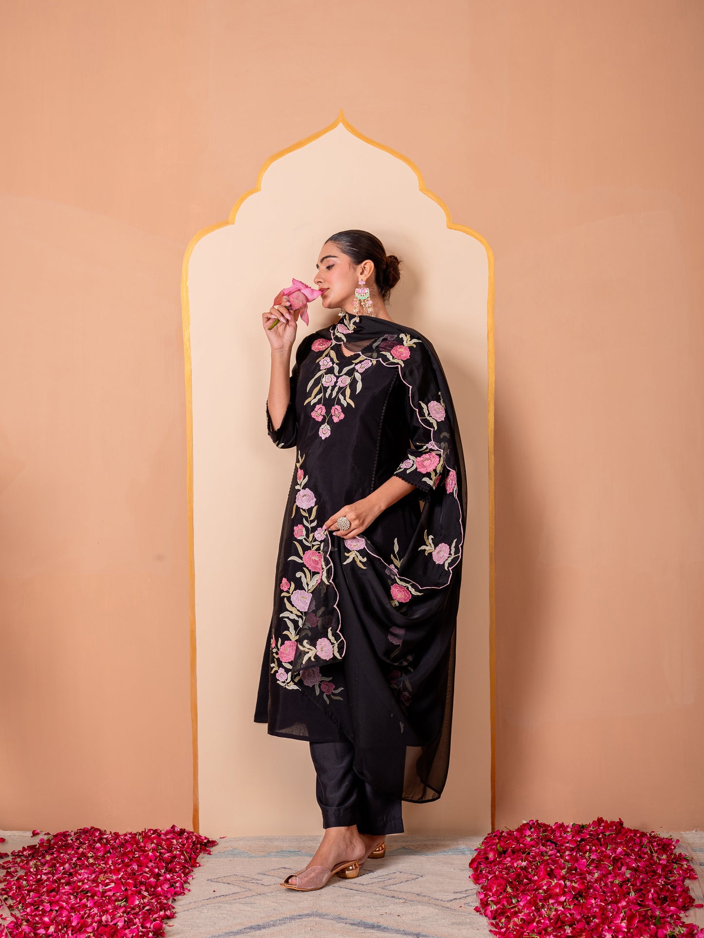 Embroidered Organza Solid Black Dupatta