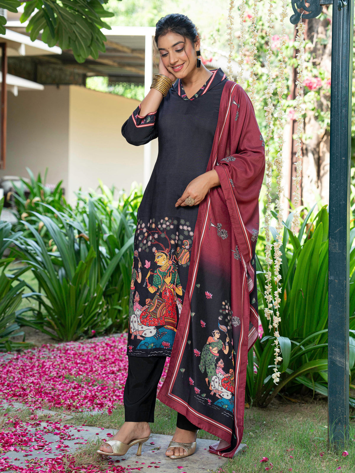 Blended silk Placement Print Black Dupatta