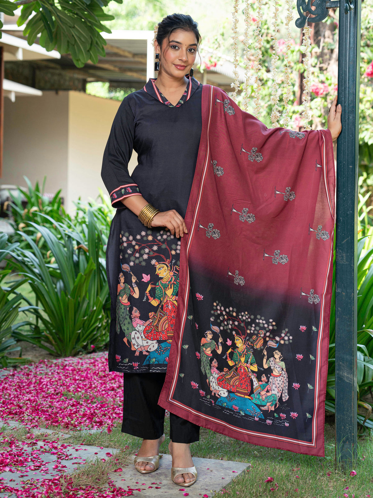 Blended silk Placement Print Straight Black Kurta