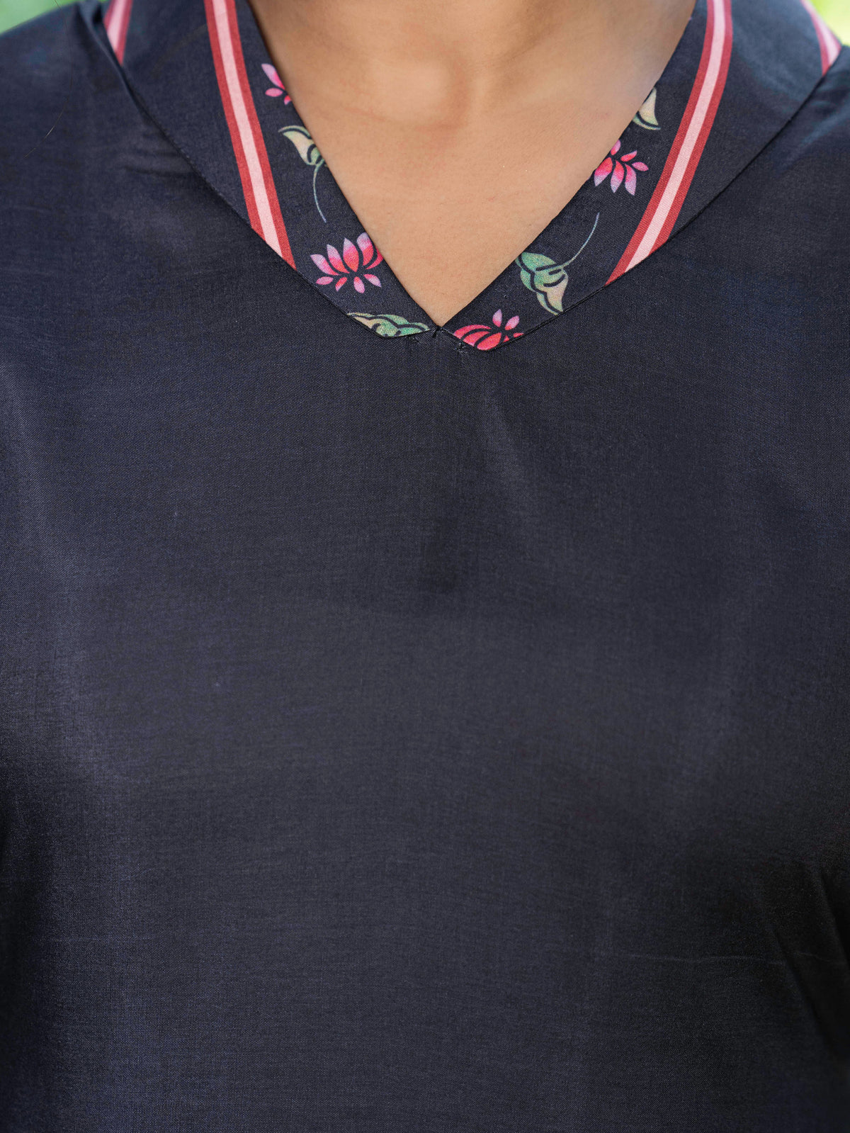 Blended silk Placement Print Straight Black Kurta