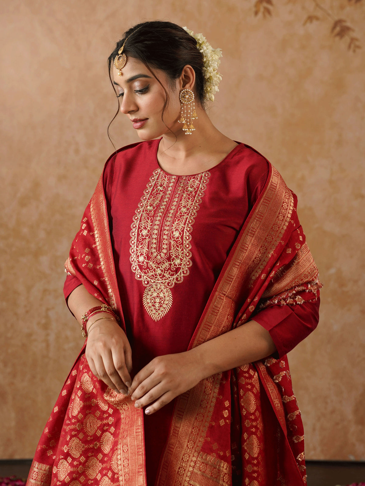 Embroidered Blended Silk Solid Straight Red Kurta