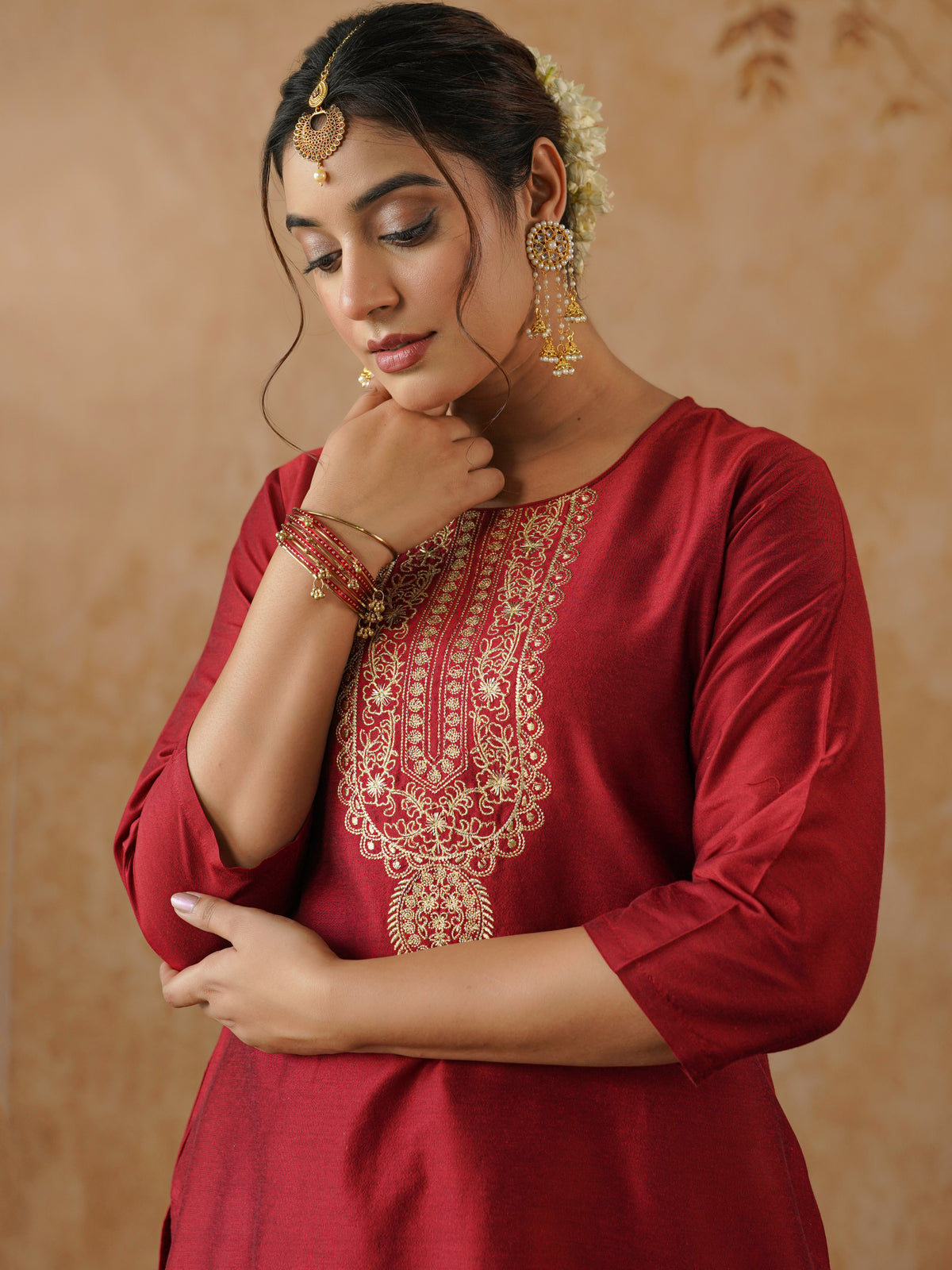 Embroidered Blended Silk Solid Straight Red Kurta